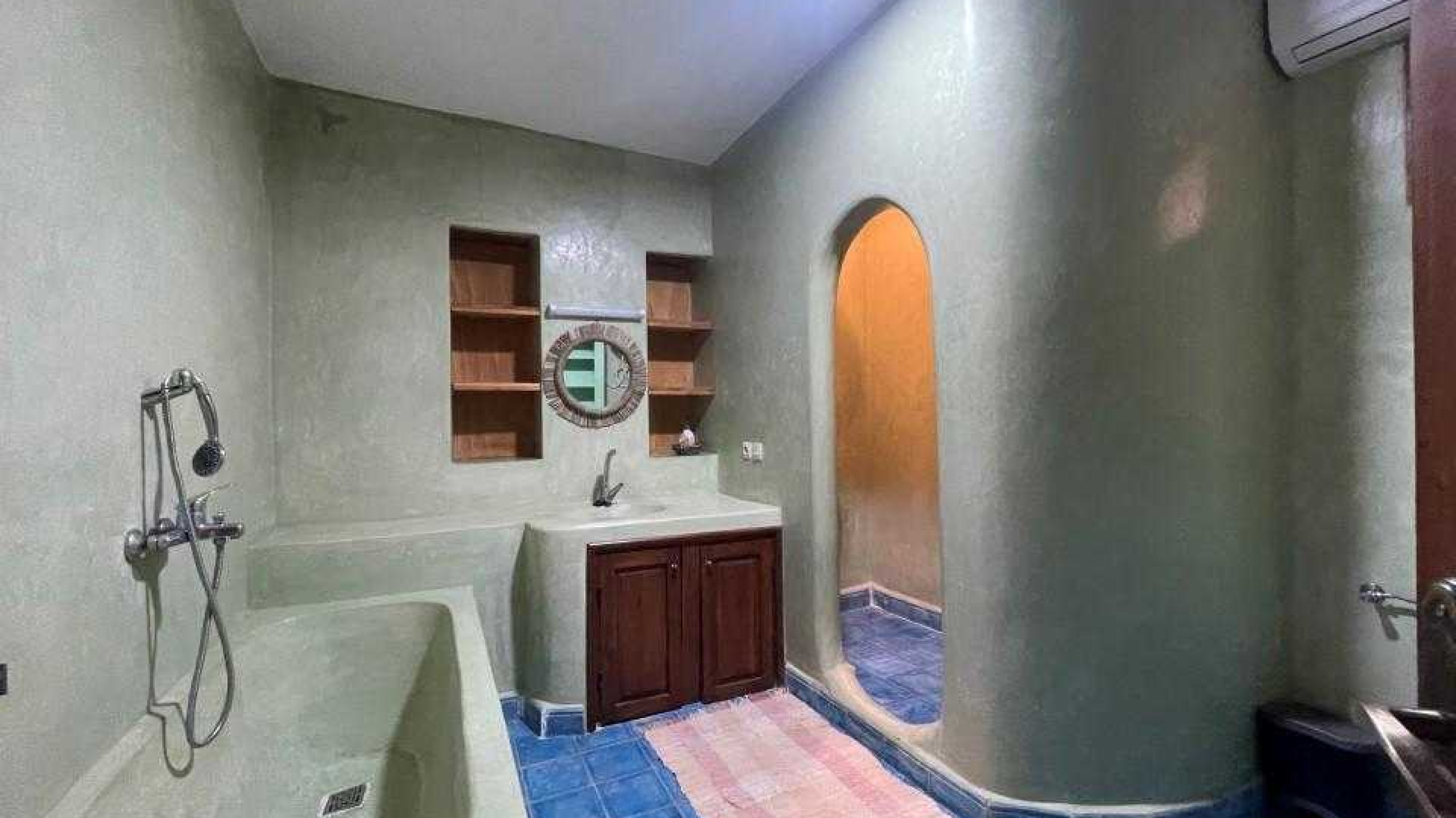 villa avec 3 chambres et 3 salles de bain
