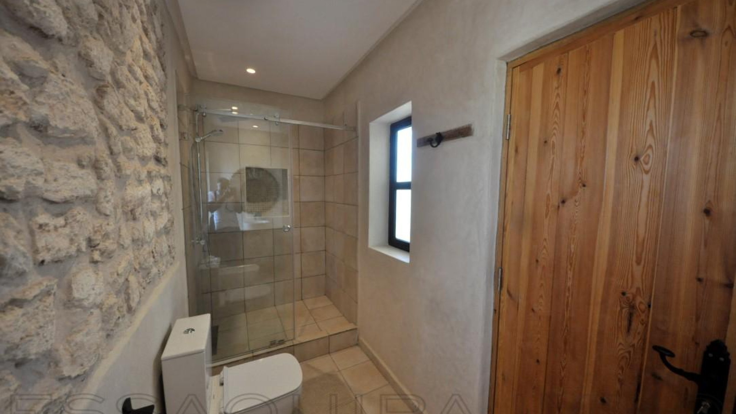 maison d'hôtes de 480 m² sur un terrain de 2,500 m²