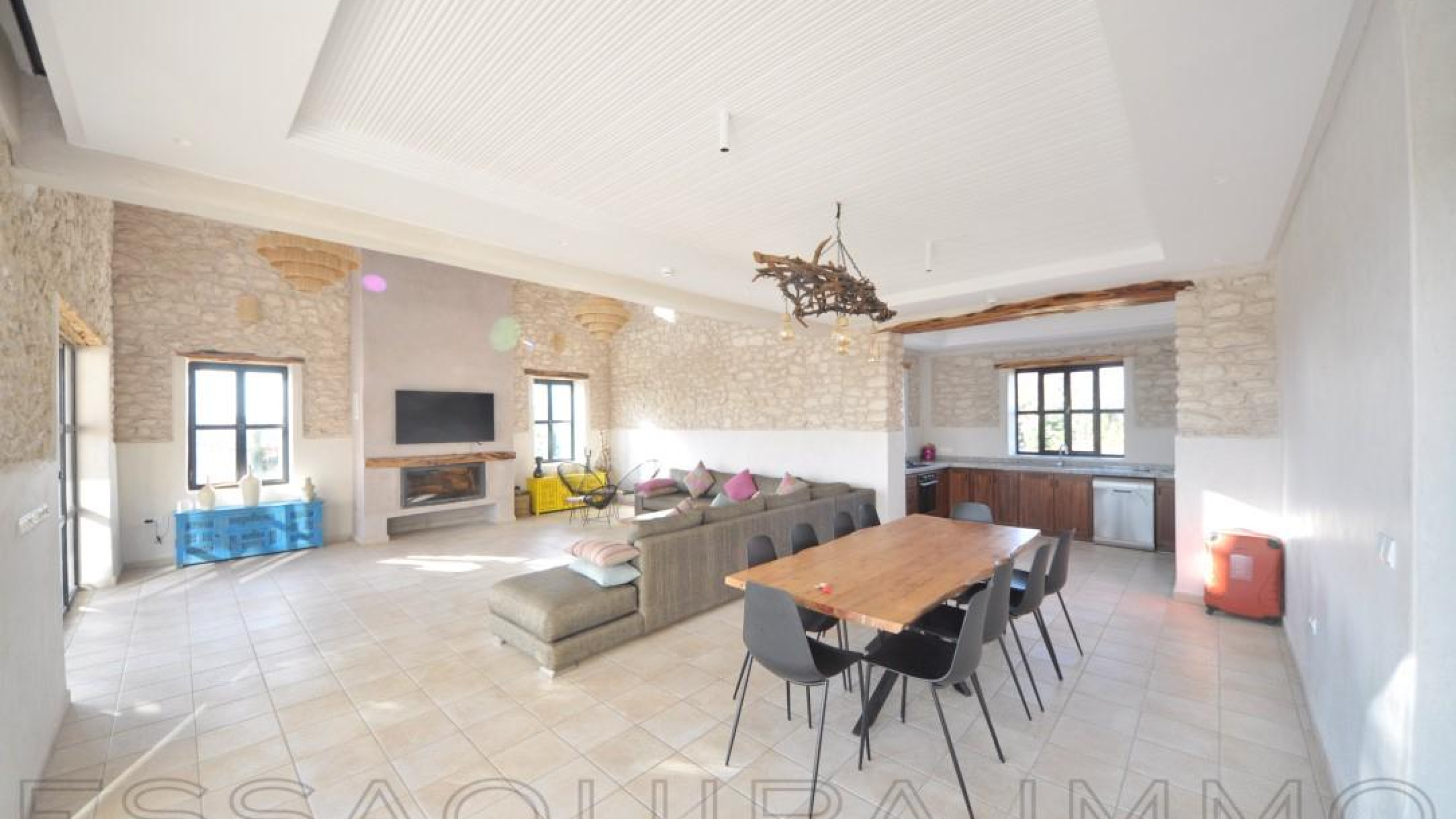 maison d'hôtes de 480 m² sur un terrain de 2,500 m²