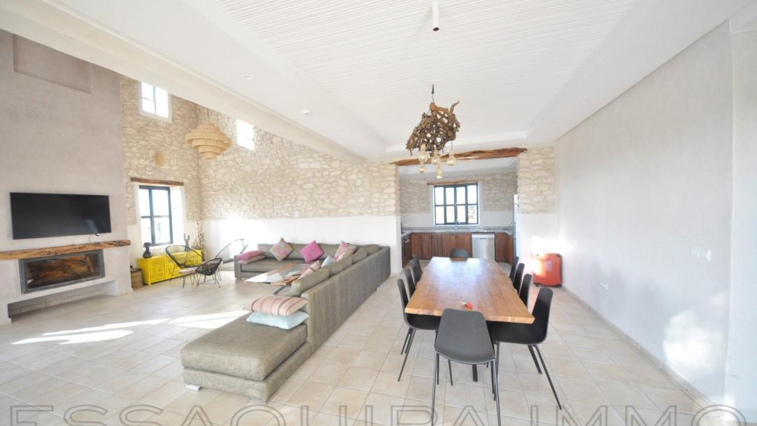 maison d'hôtes à 3 000€ /mois
