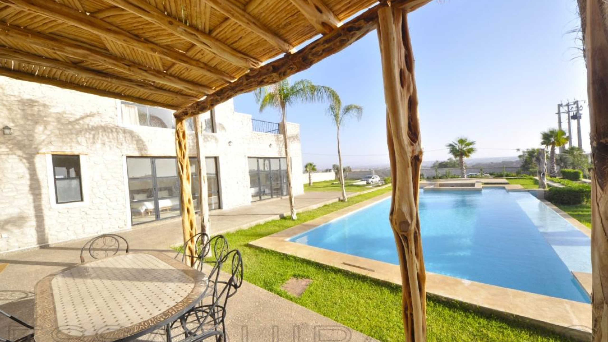maison d'hôtes à 3 000€ /mois