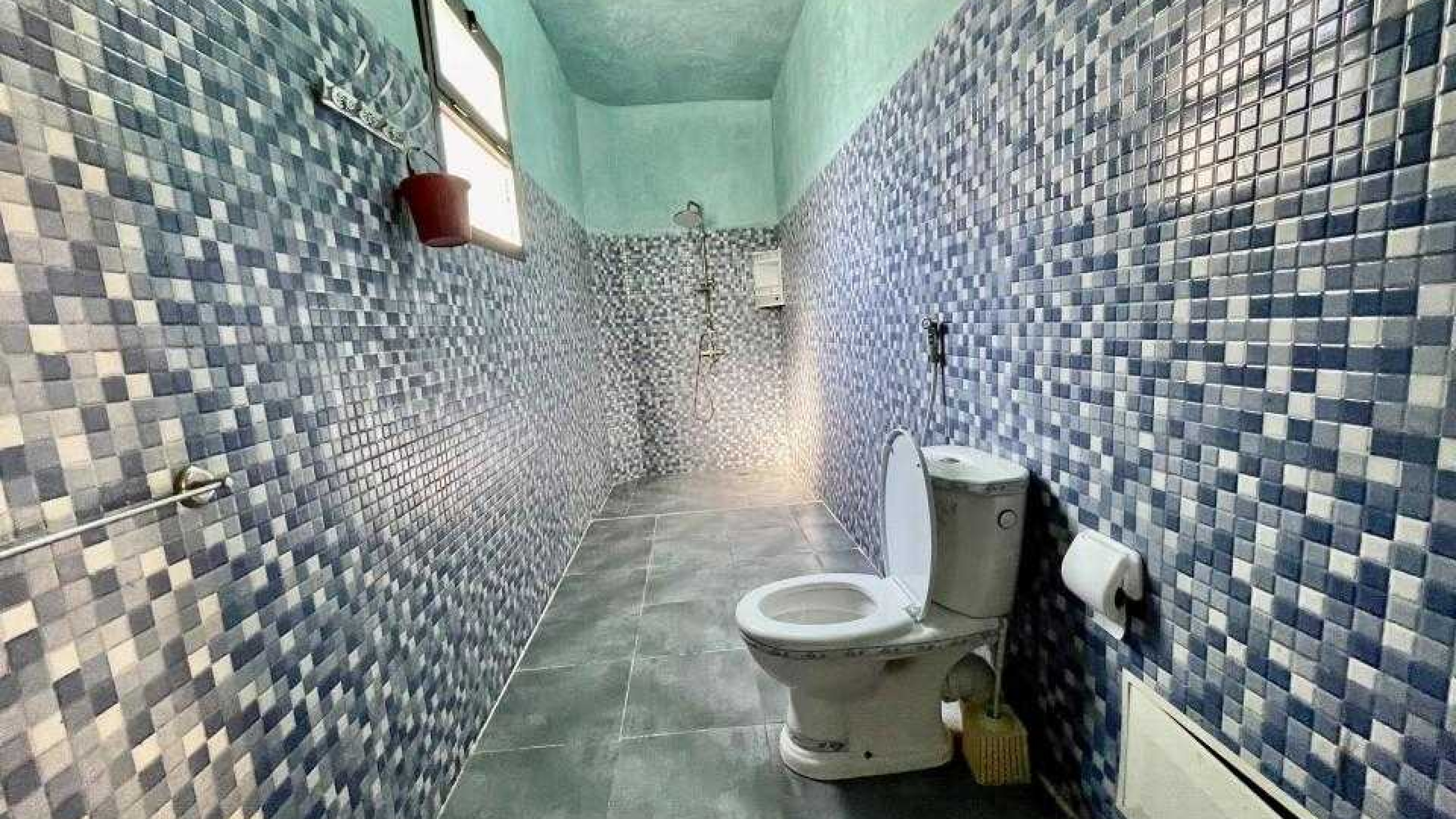 villa avec 4 chambres et 4 salles de bain