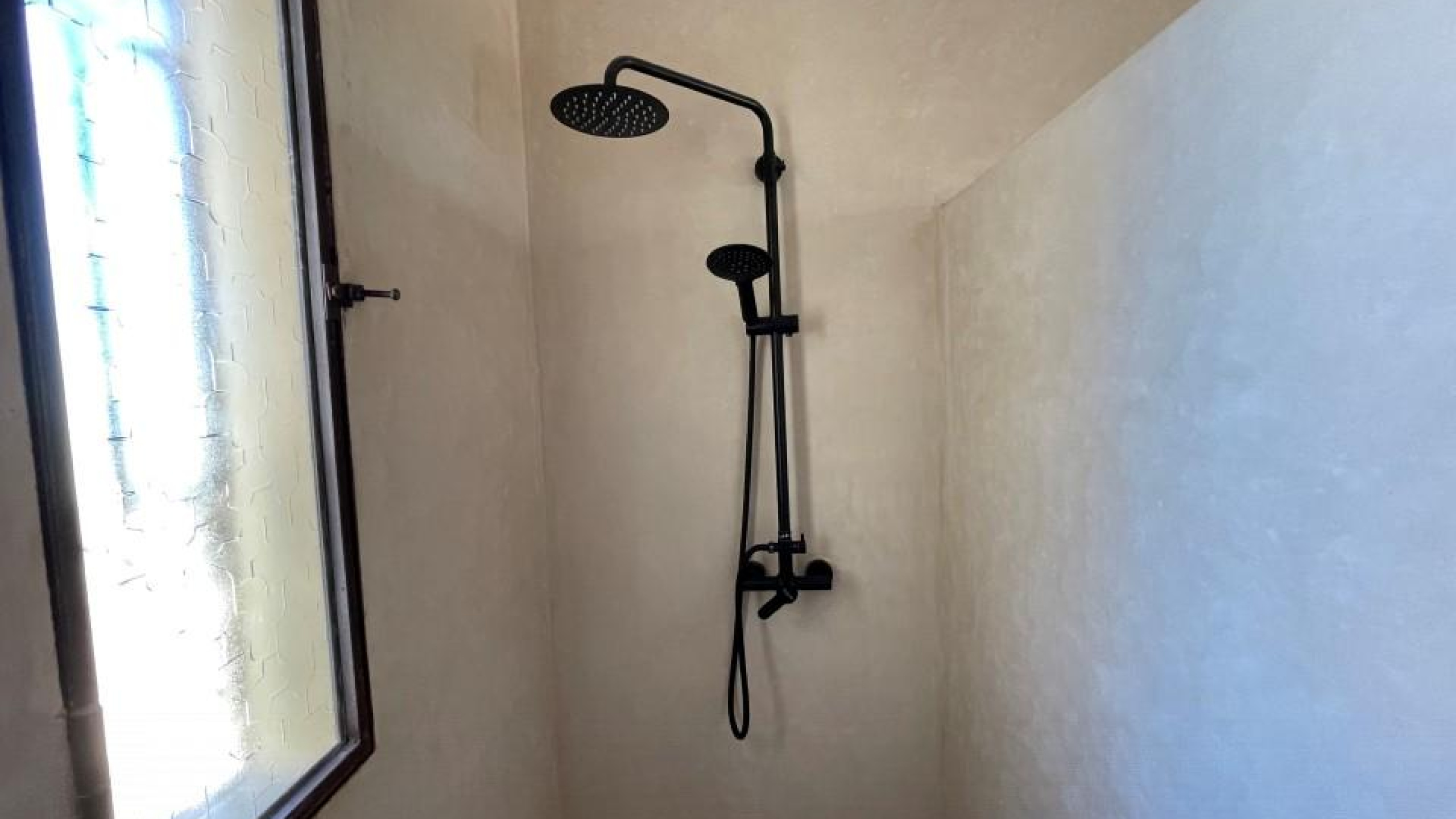 maison d'hôtes avec 4 chambres et 4 salles de bain