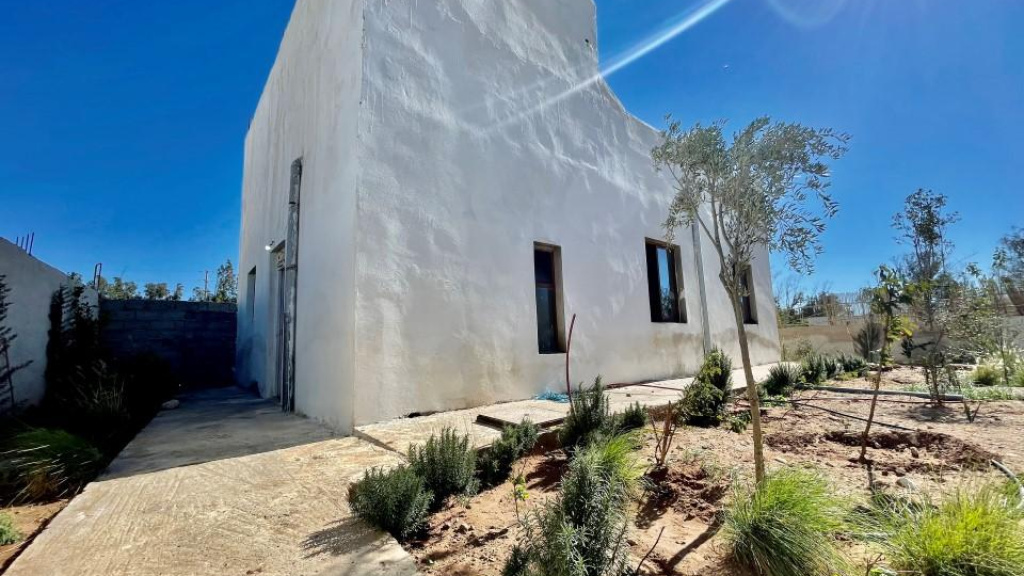 maison avec 3 chambres et 2 salles de bain