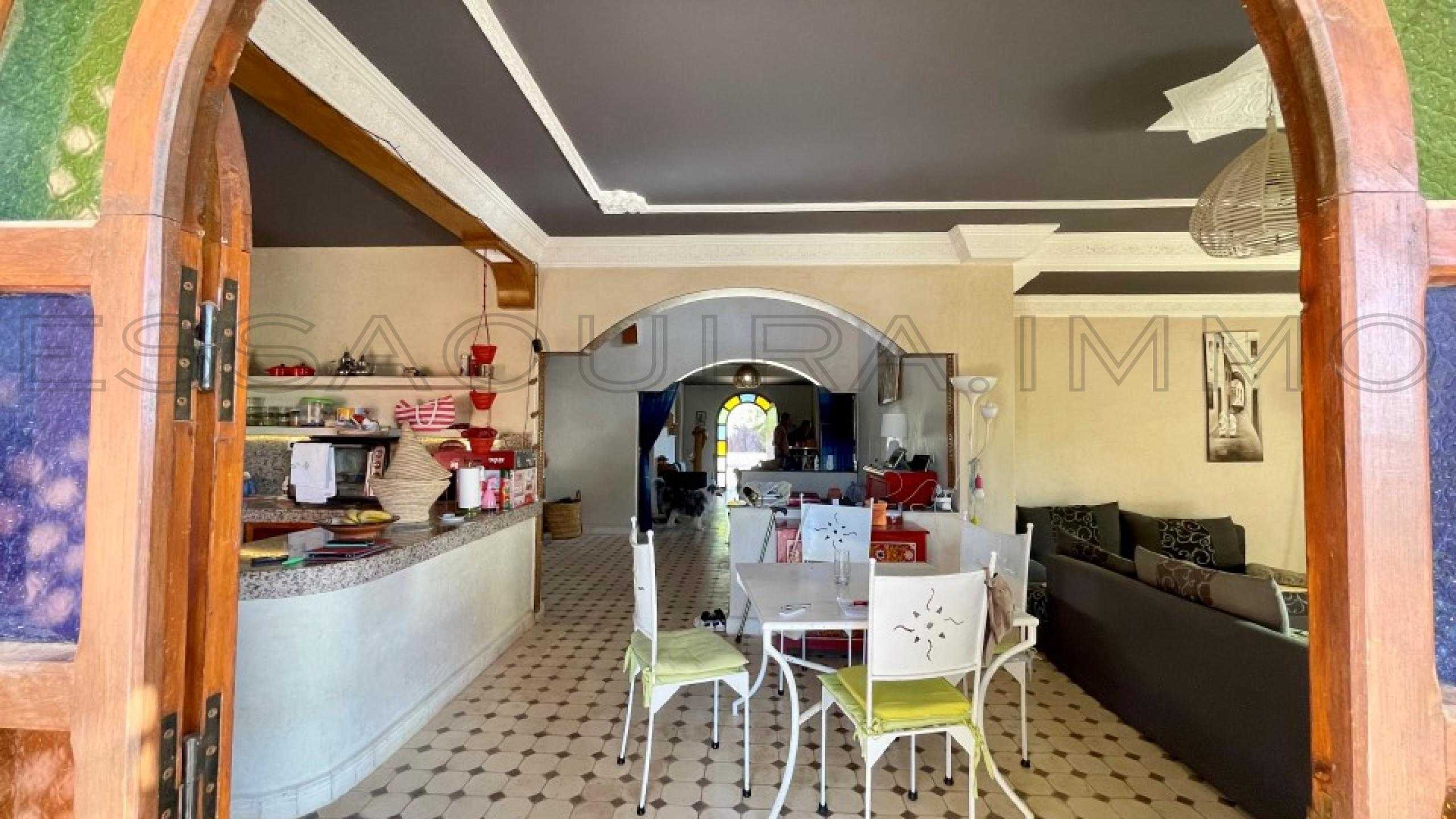 villa à 1 100€ /mois