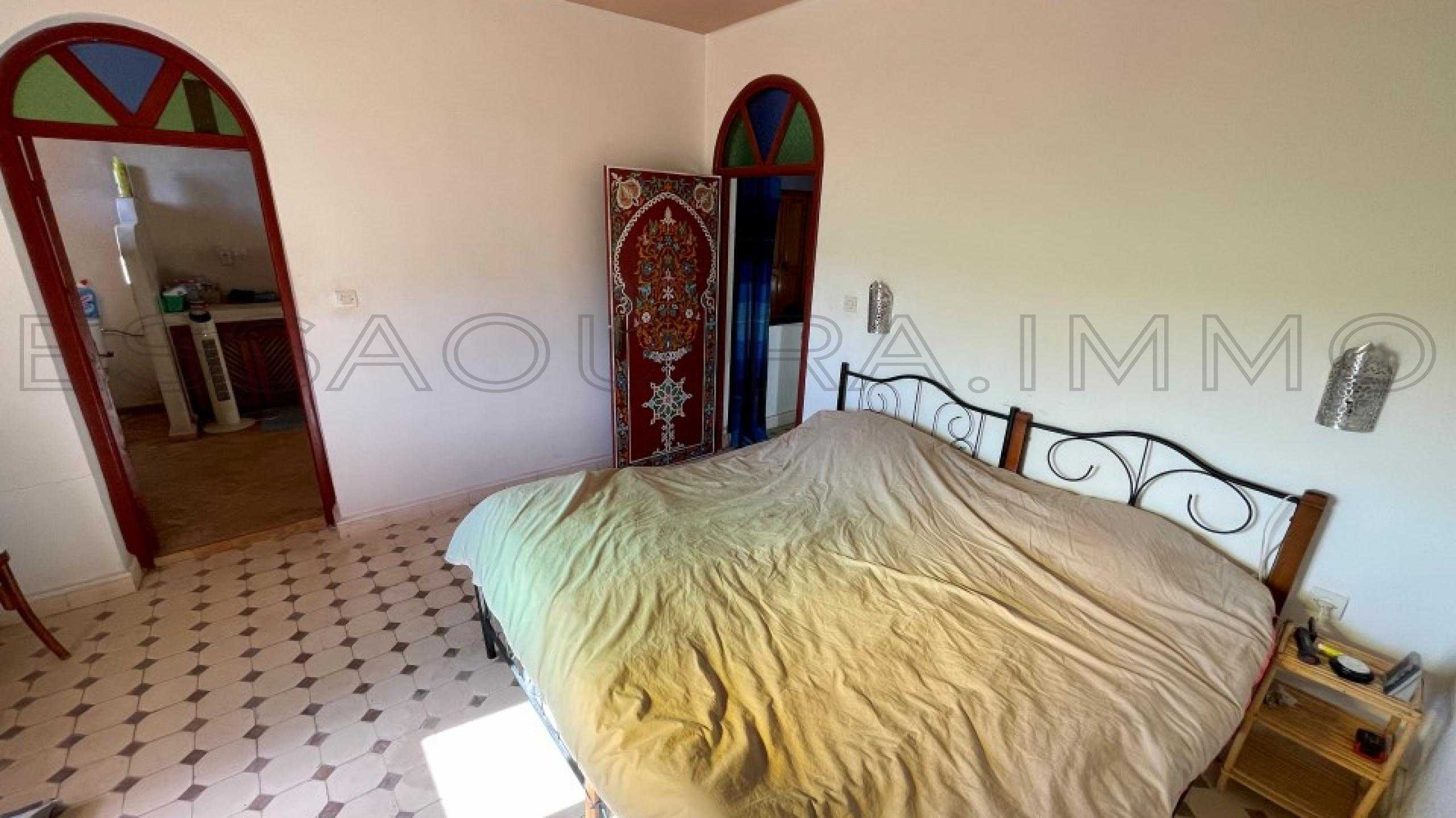 villa avec 4 chambres et 2 salles de bain