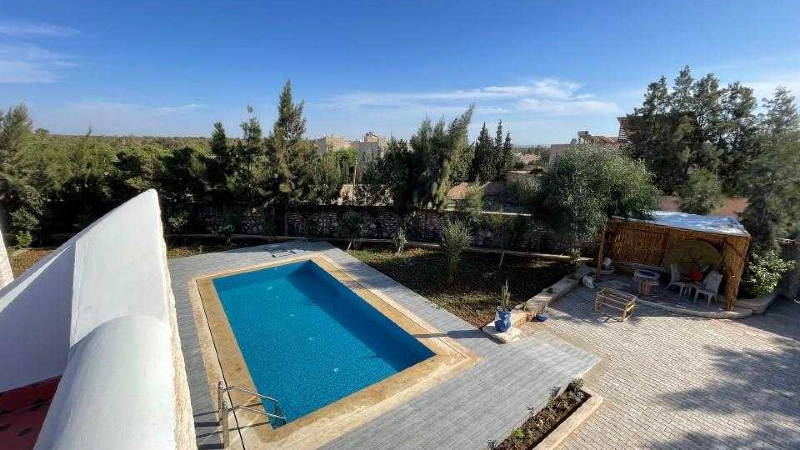 villa avec 4 chambres et 3 salles de bain