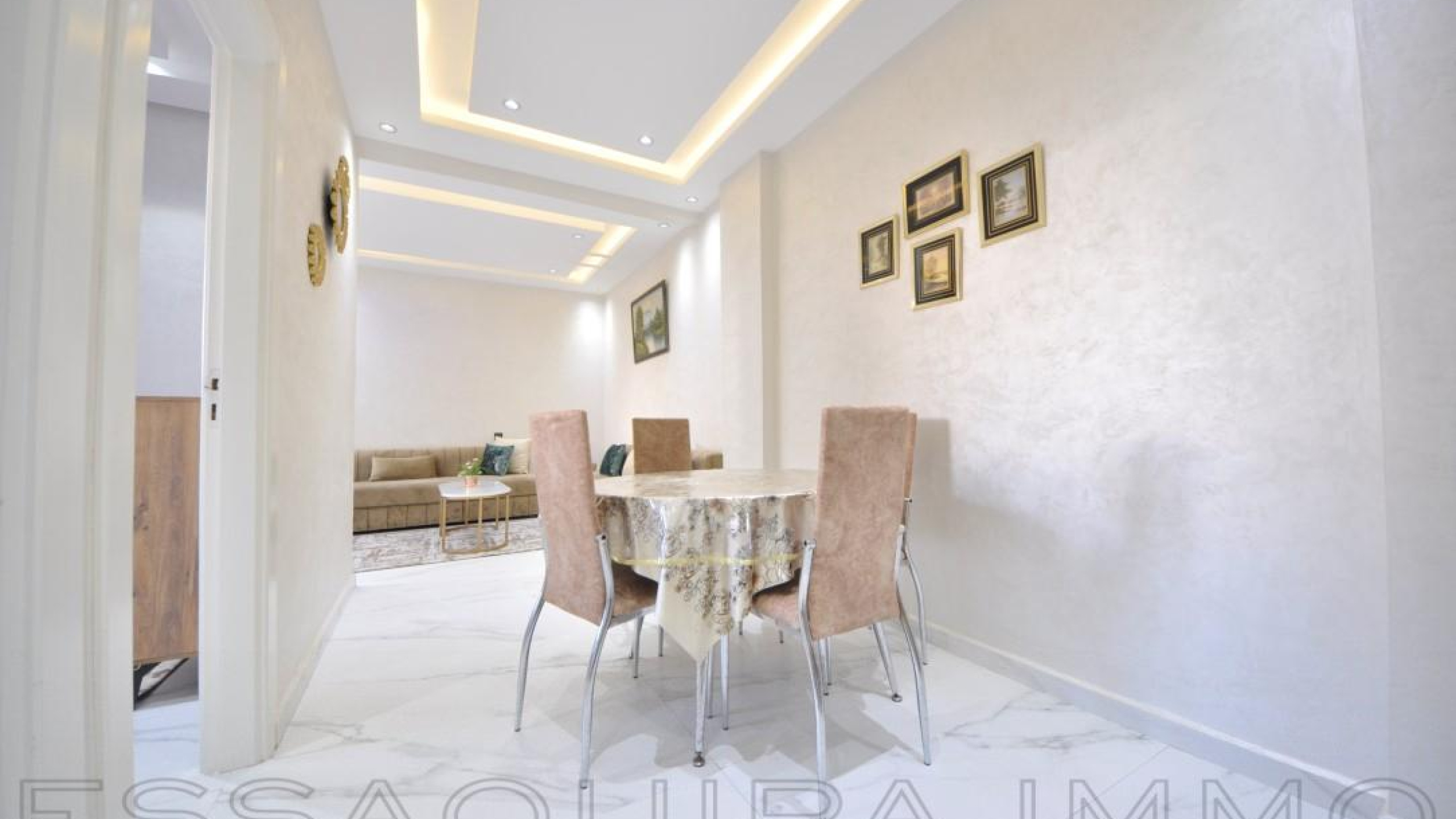 appartement avec 2 chambres et 1 salle de bain