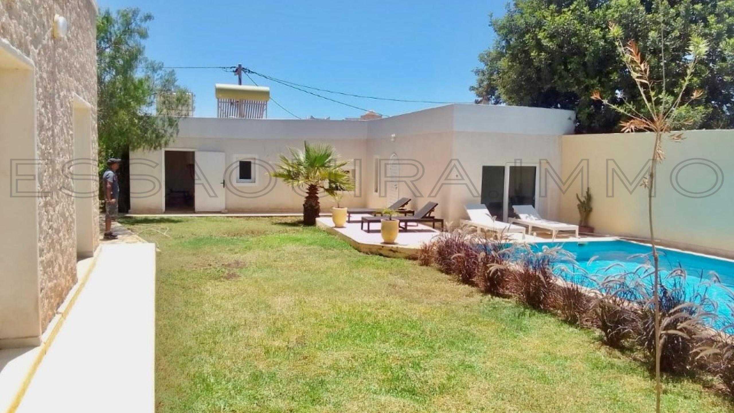 villa référence 2096