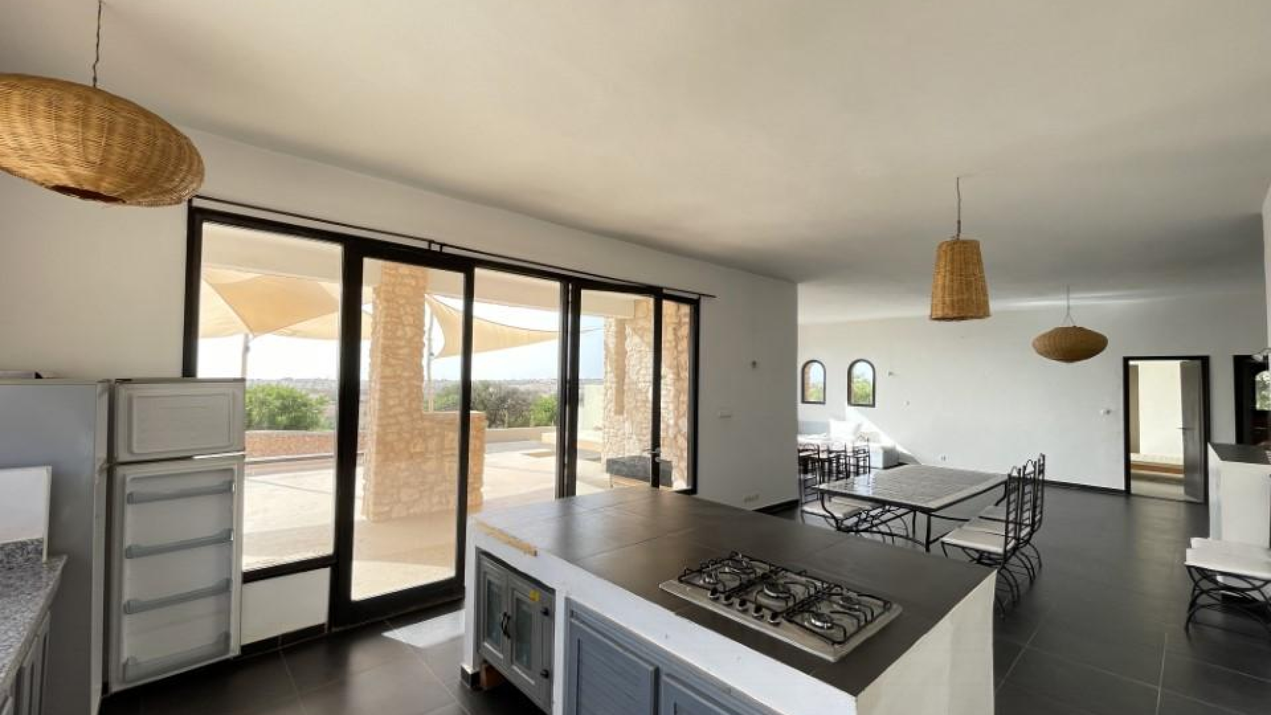 villa avec 6 chambres et 6 salles de bain