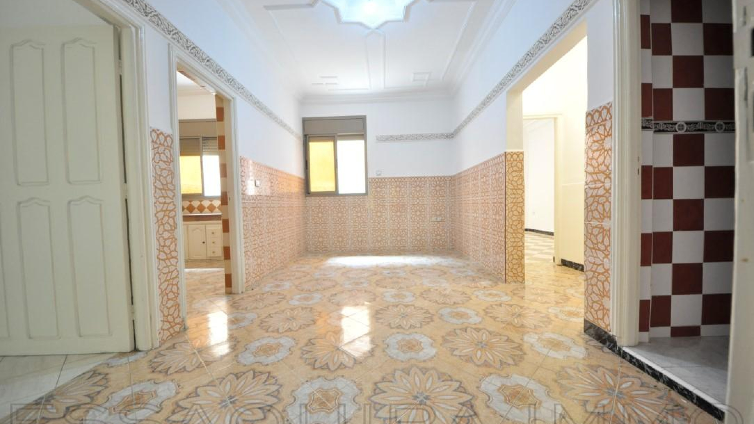 appartement avec 2 chambres et 1 salle de bain