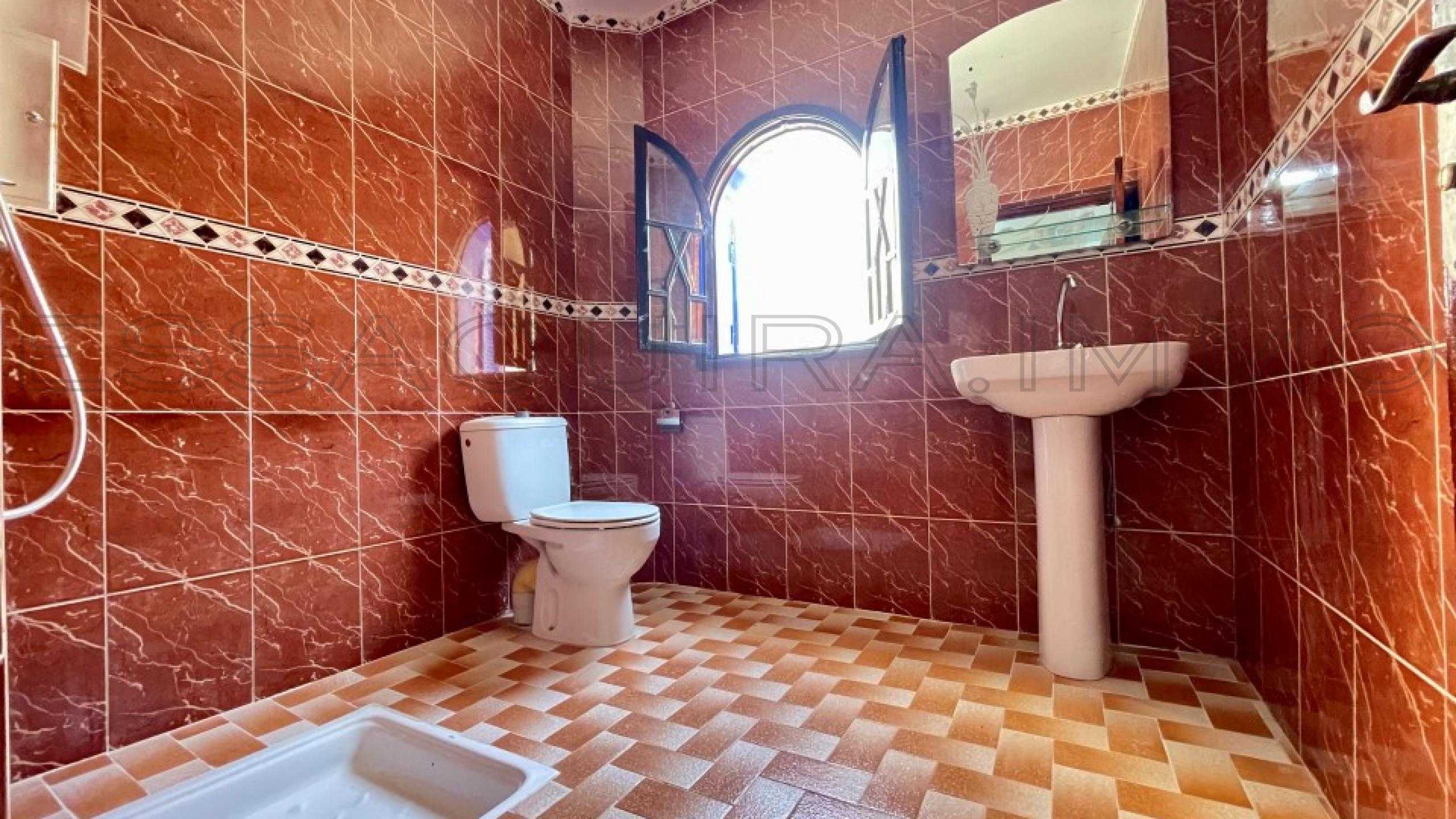 appartement avec 1 chambre et 1 salle de bain