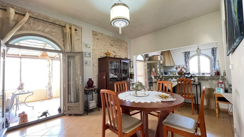 villa à 340 000€