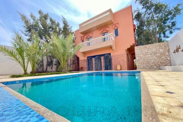 Villa à Ghazoua de 4 chambres
