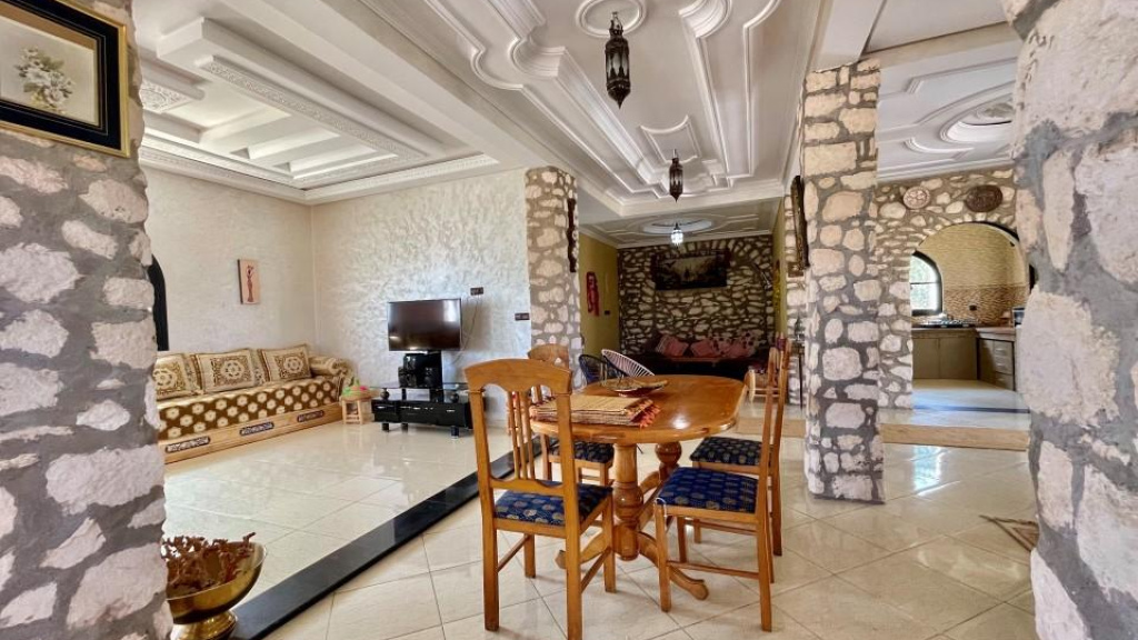 villa à 1 450€ par mois