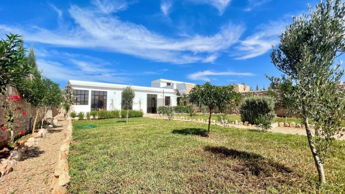 maison avec 3 chambres et 3 salles de bain