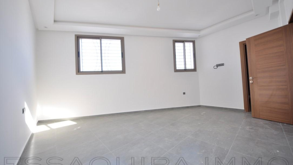 appartement avec 2 chambres et 2 salles de bain