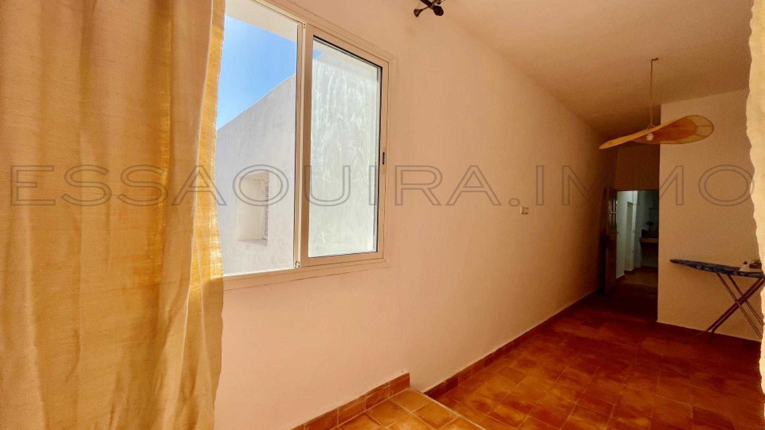 maison avec 3 chambres et 3 salles de bain