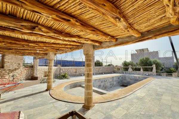 Villa Authentique dans un Cadre Naturel – Piscine & Grandes Terrasses