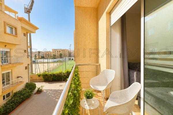 Appartement avec balcon en résidence sécurisée – À 100 m de la plage