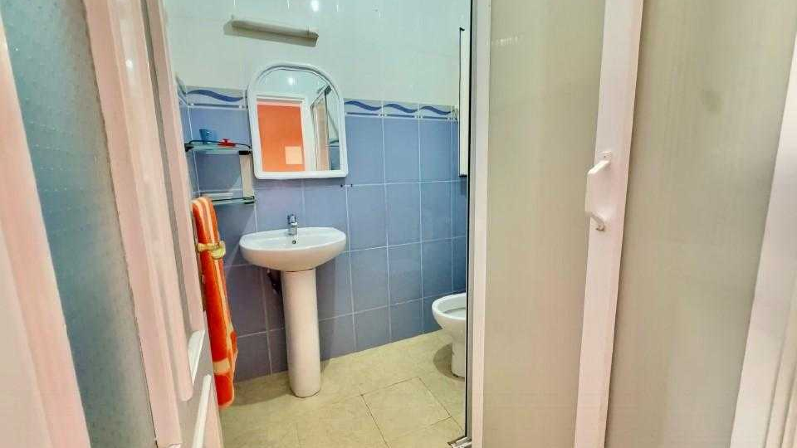 appartement avec 2 chambres et 1 salle de bain