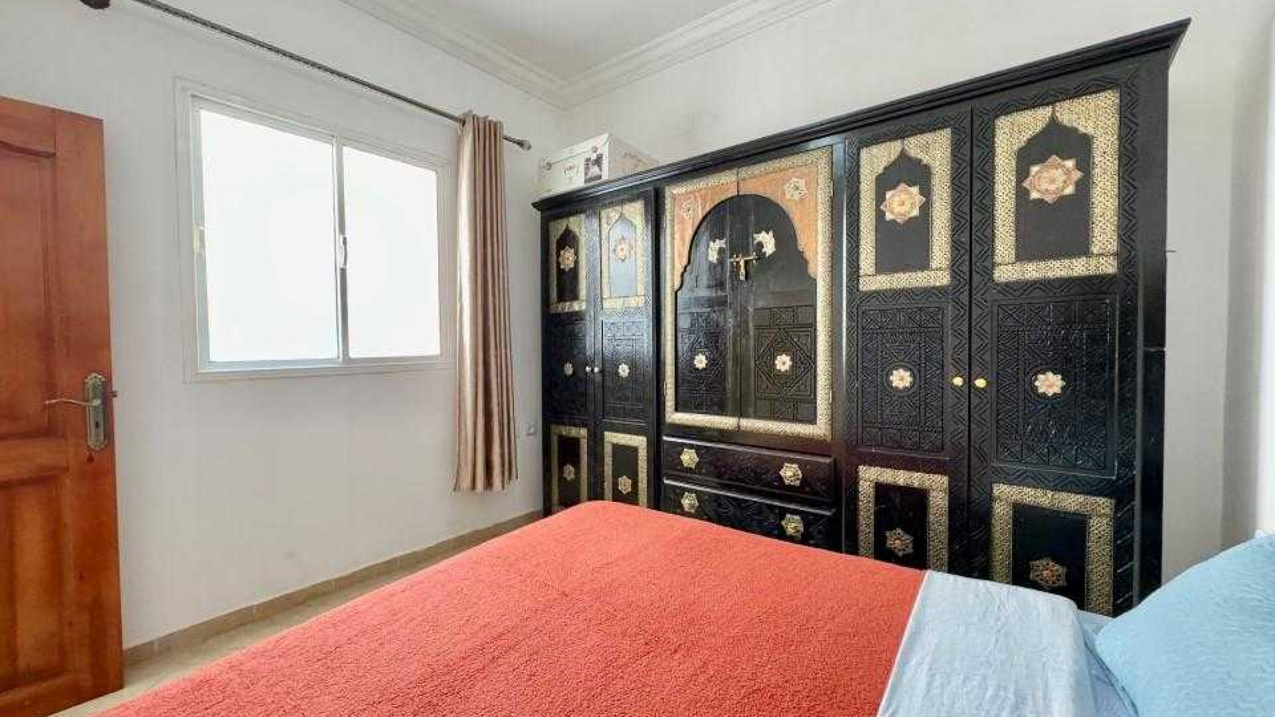 appartement avec 2 chambres et 1 salle de bain