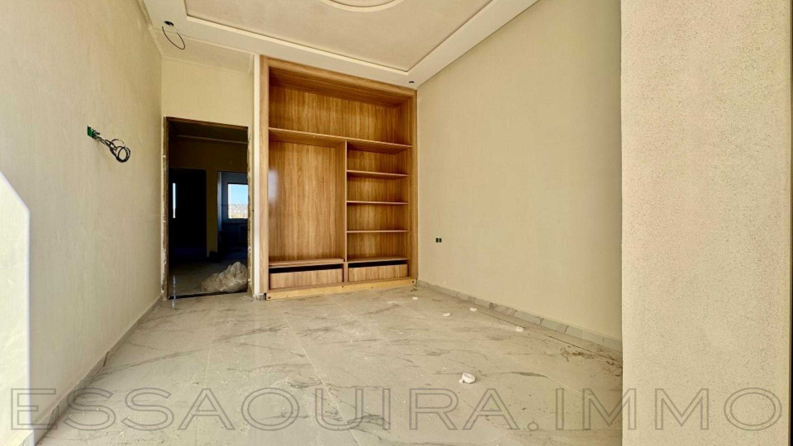 appartement avec 2 chambres et 2 salles de bain