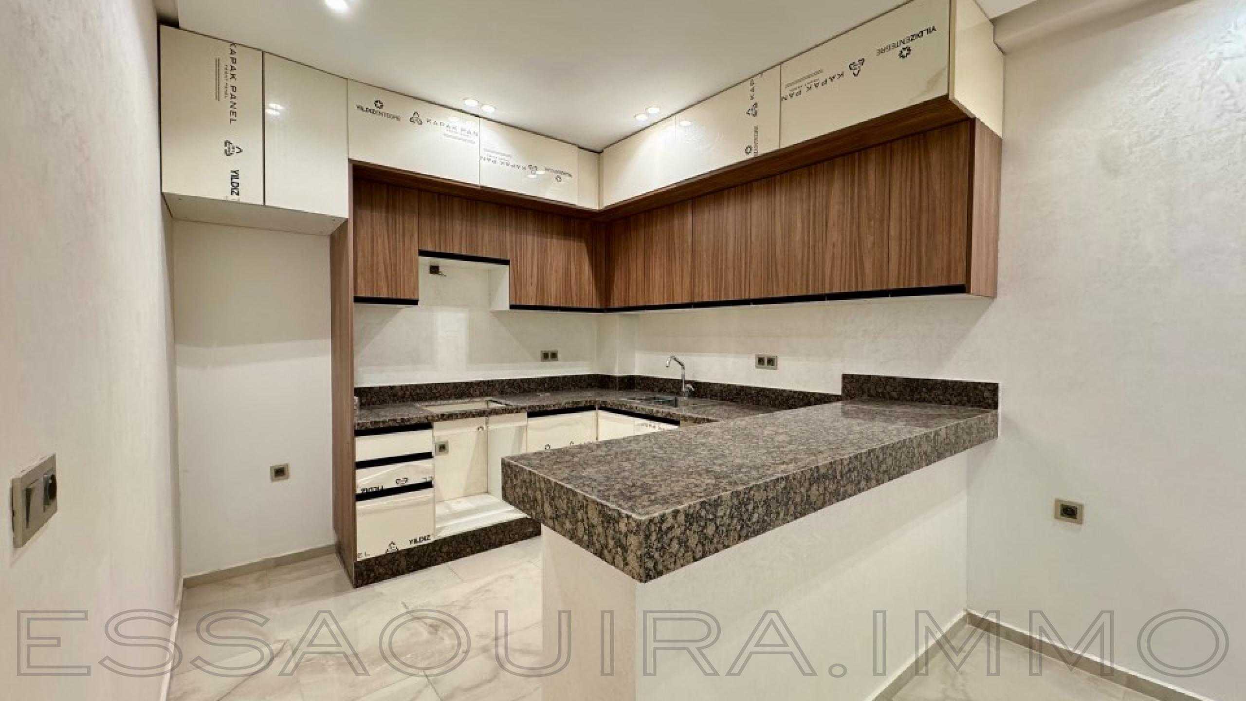 appartement avec 2 chambres et 1 salle de bain