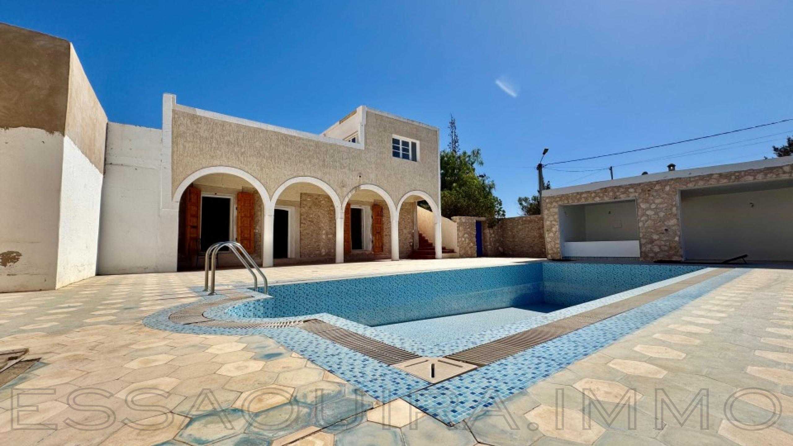 villa à 1 200€ /mois