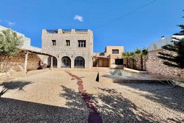 Superbe villa en pierre – Style berbère chic – À 10 km d’Essaouira