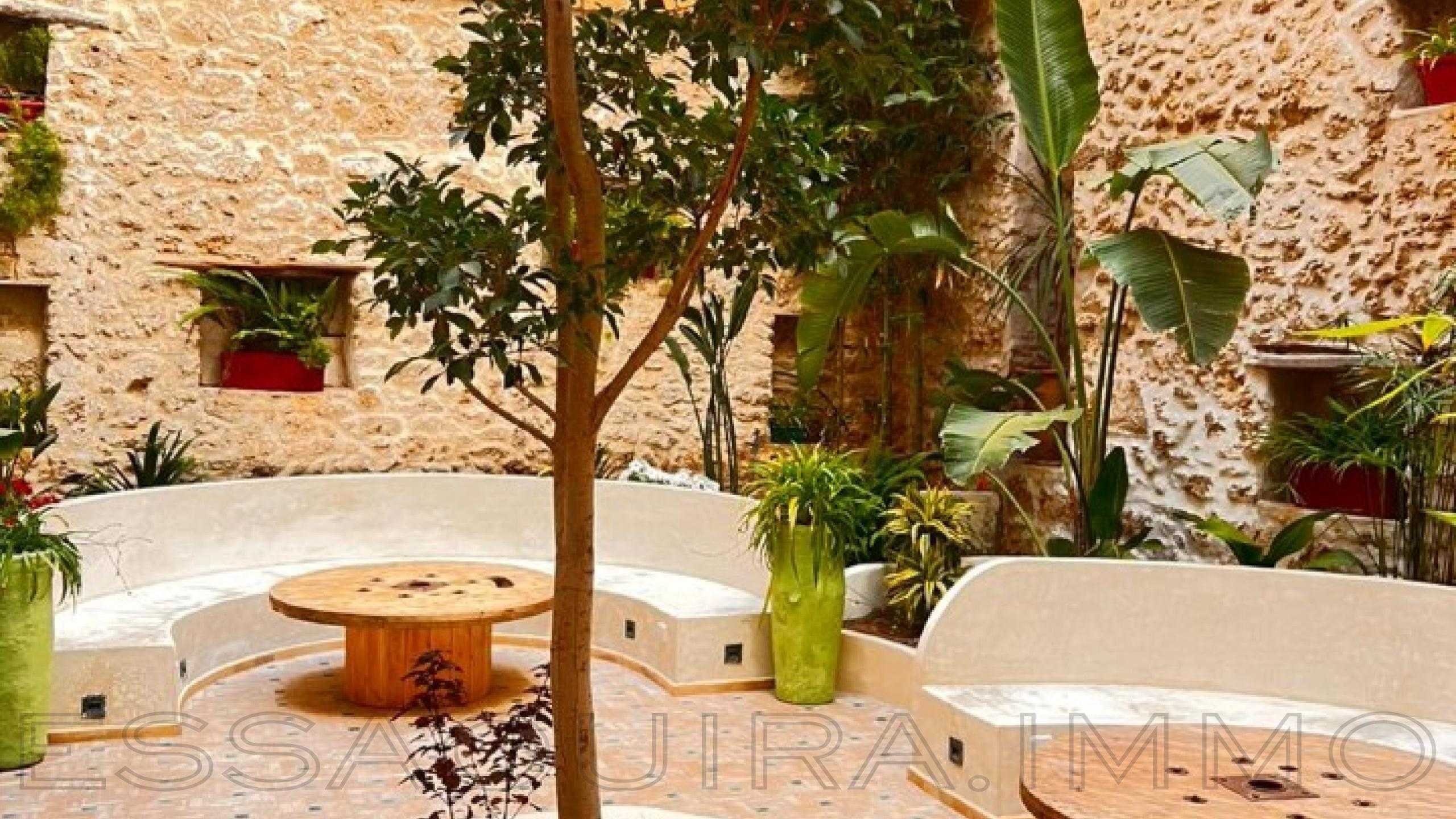 riad avec cheminée