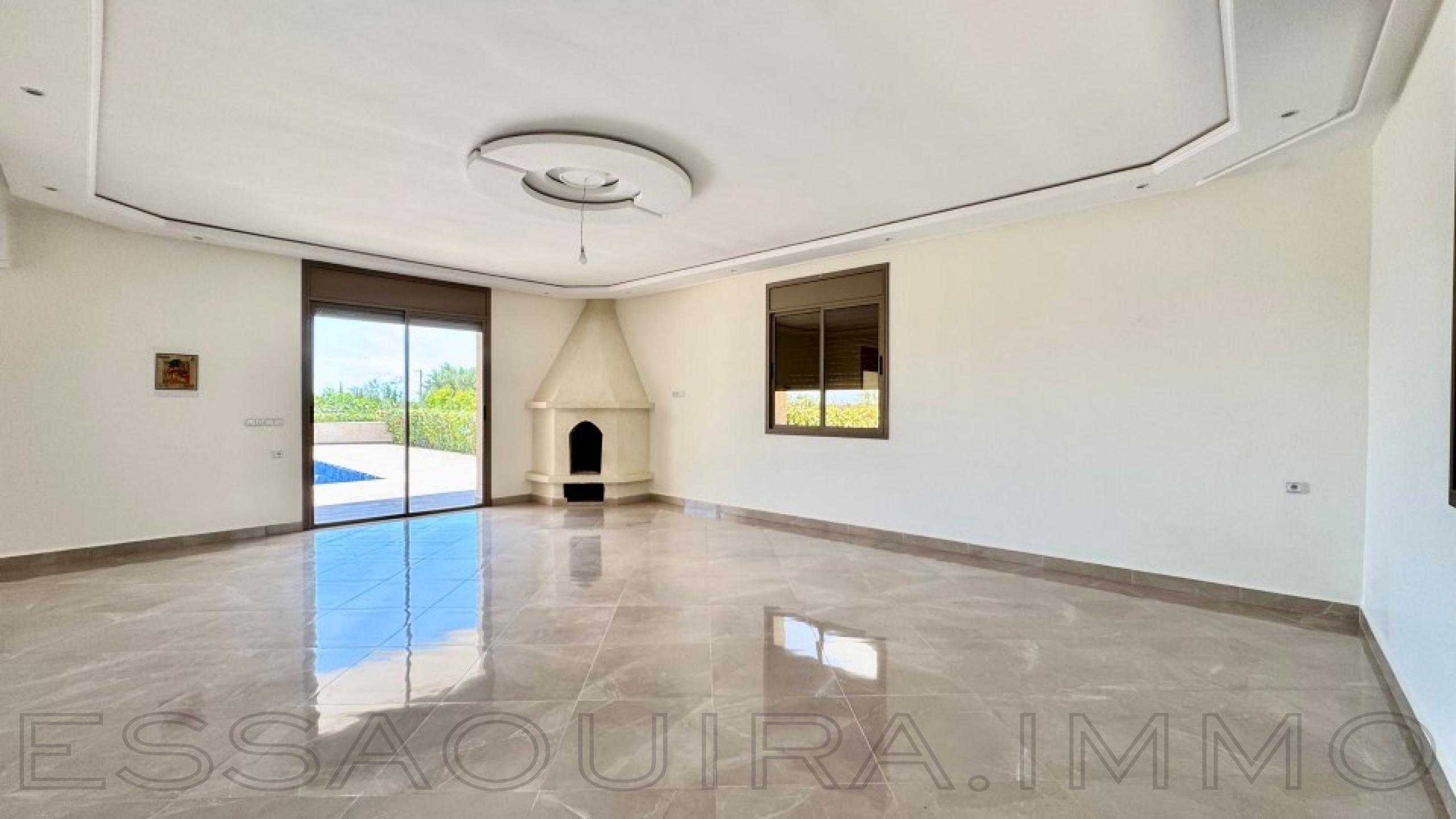 villa avec 4 chambres et 5 salles de bain