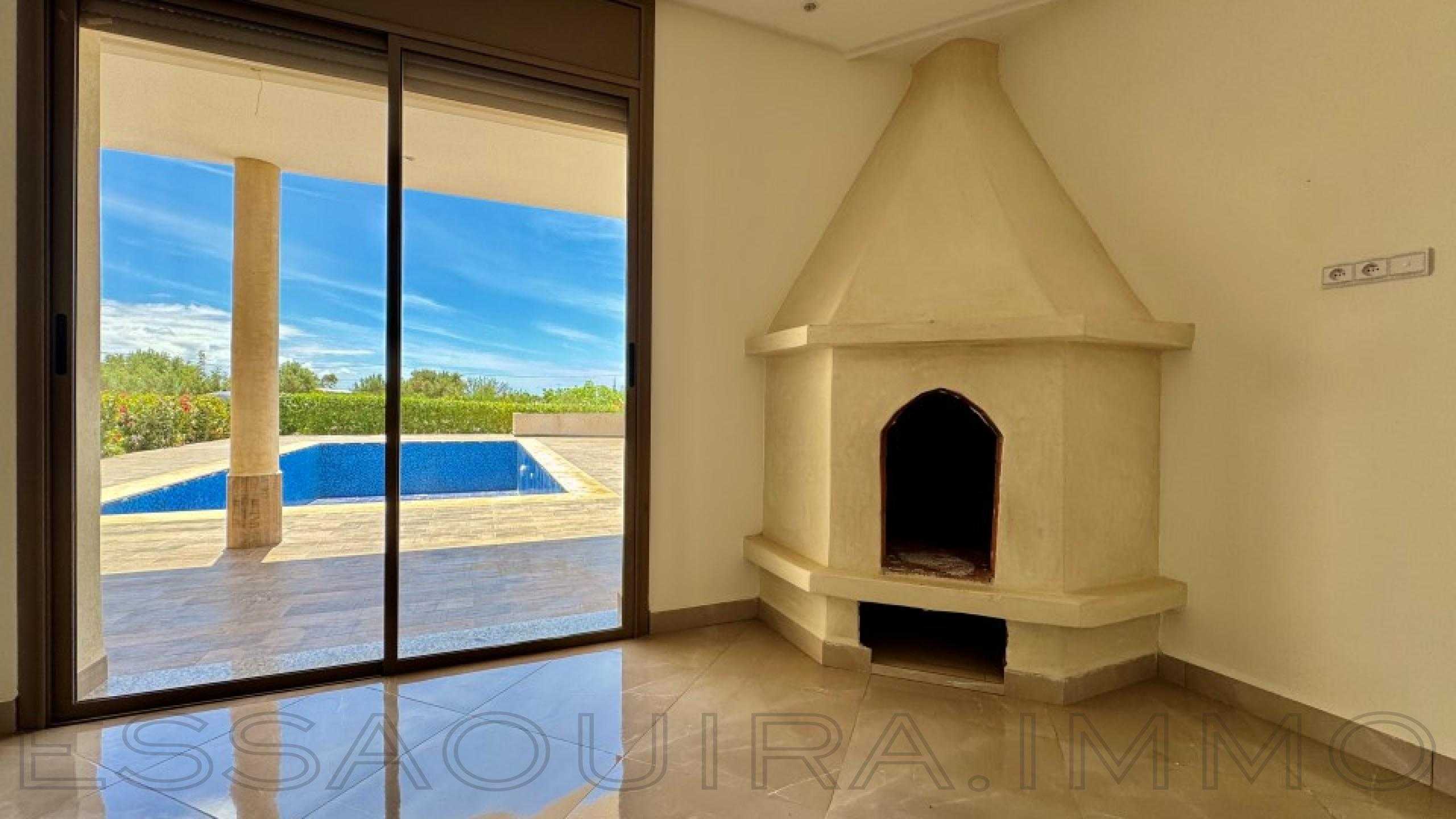 villa de 210 m² sur un terrain de 3,500 m²