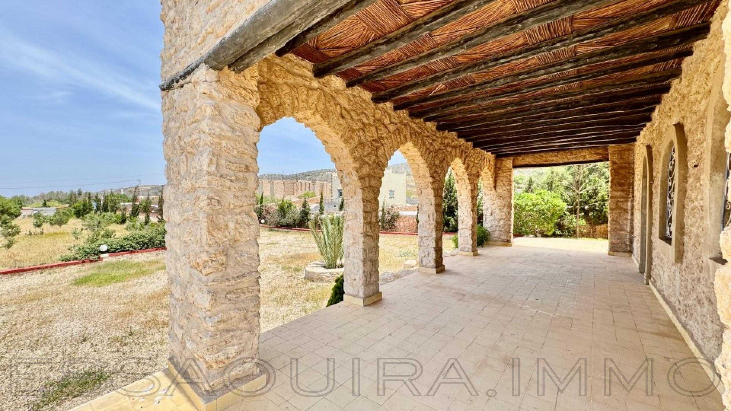 villa à 1 250€ /mois