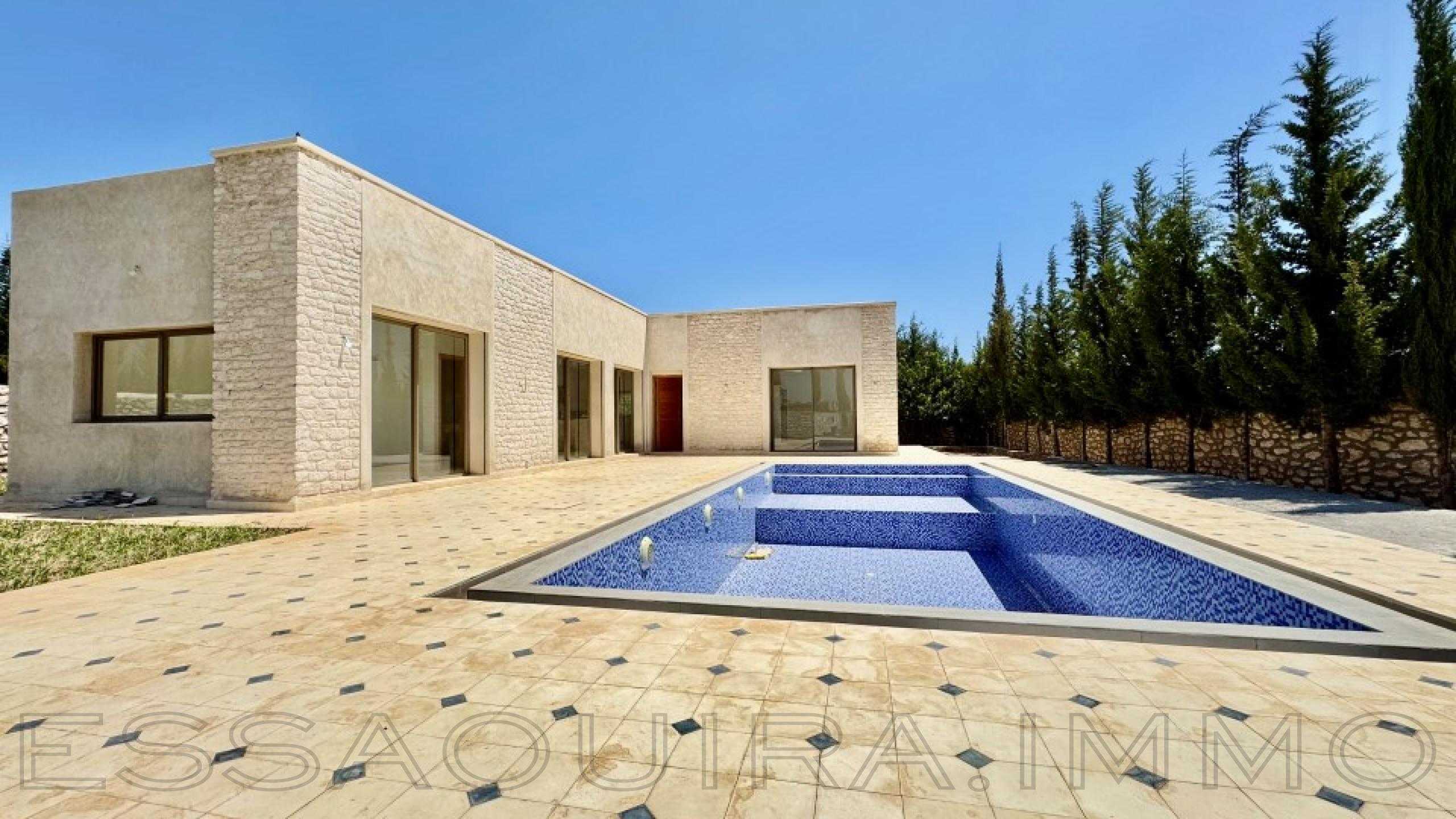 villa référence 2372
