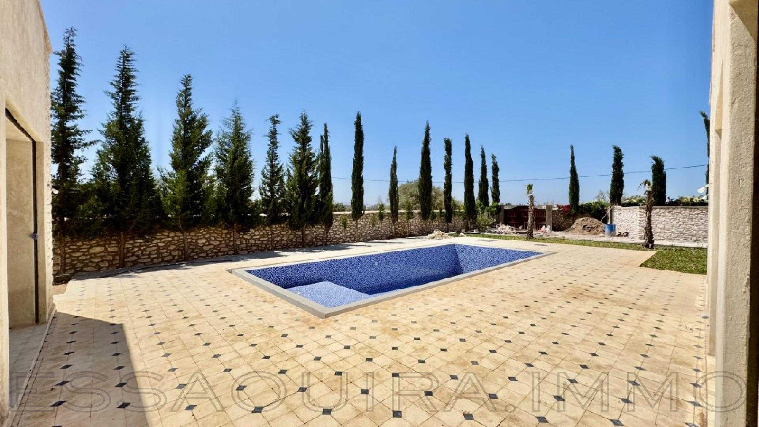 villa de 120 m² sur un terrain de 1,000 m²