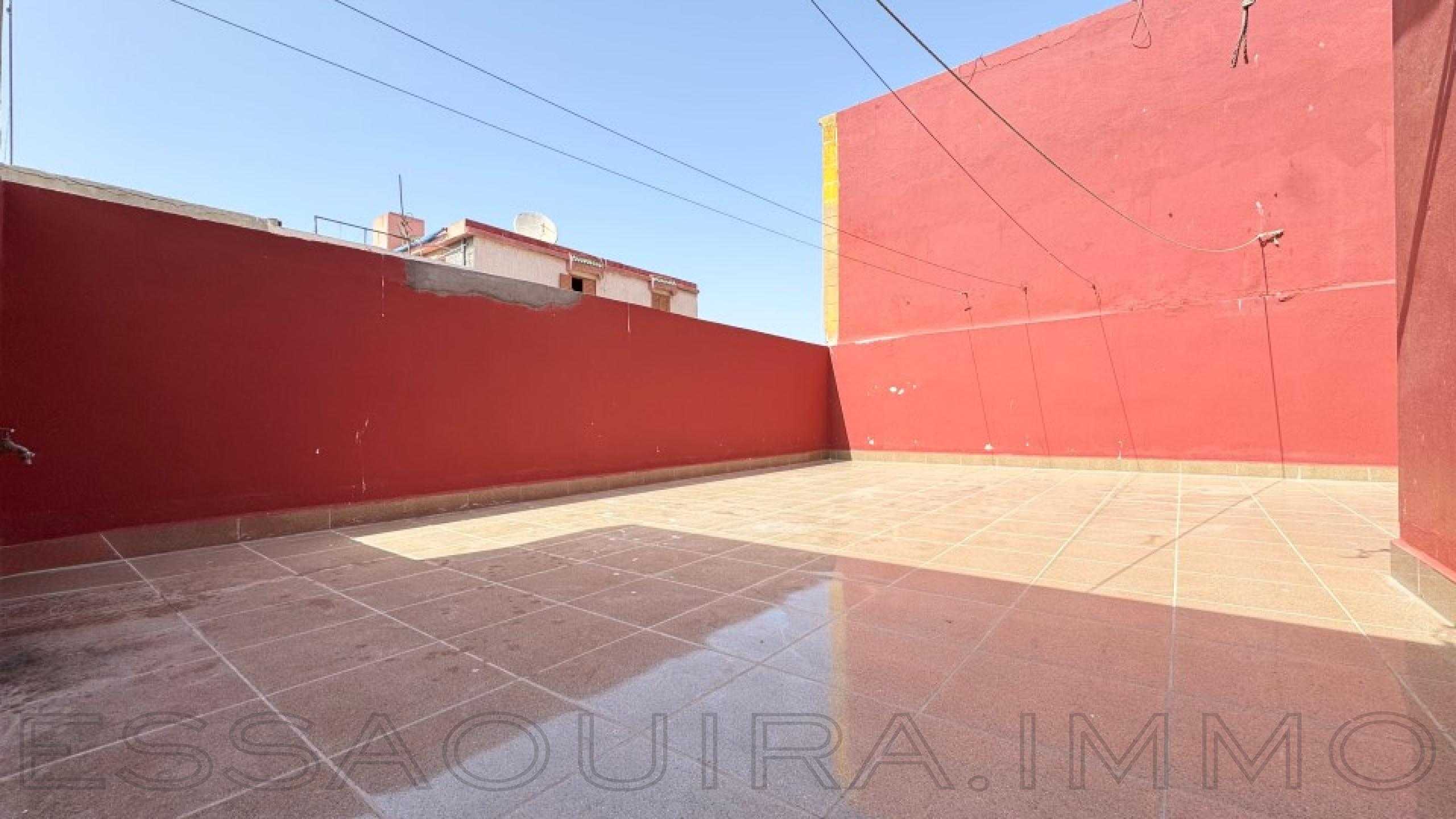 appartement avec 2 chambres et 1 salle de bain