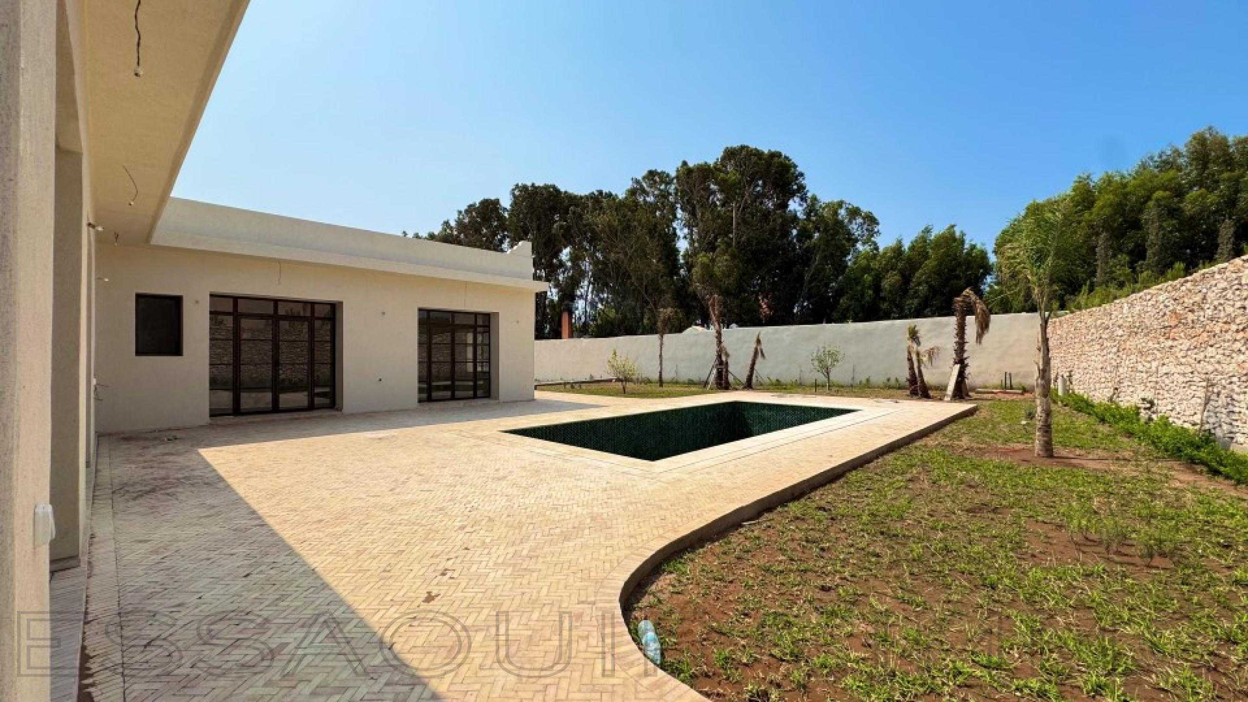 villa référence 2380