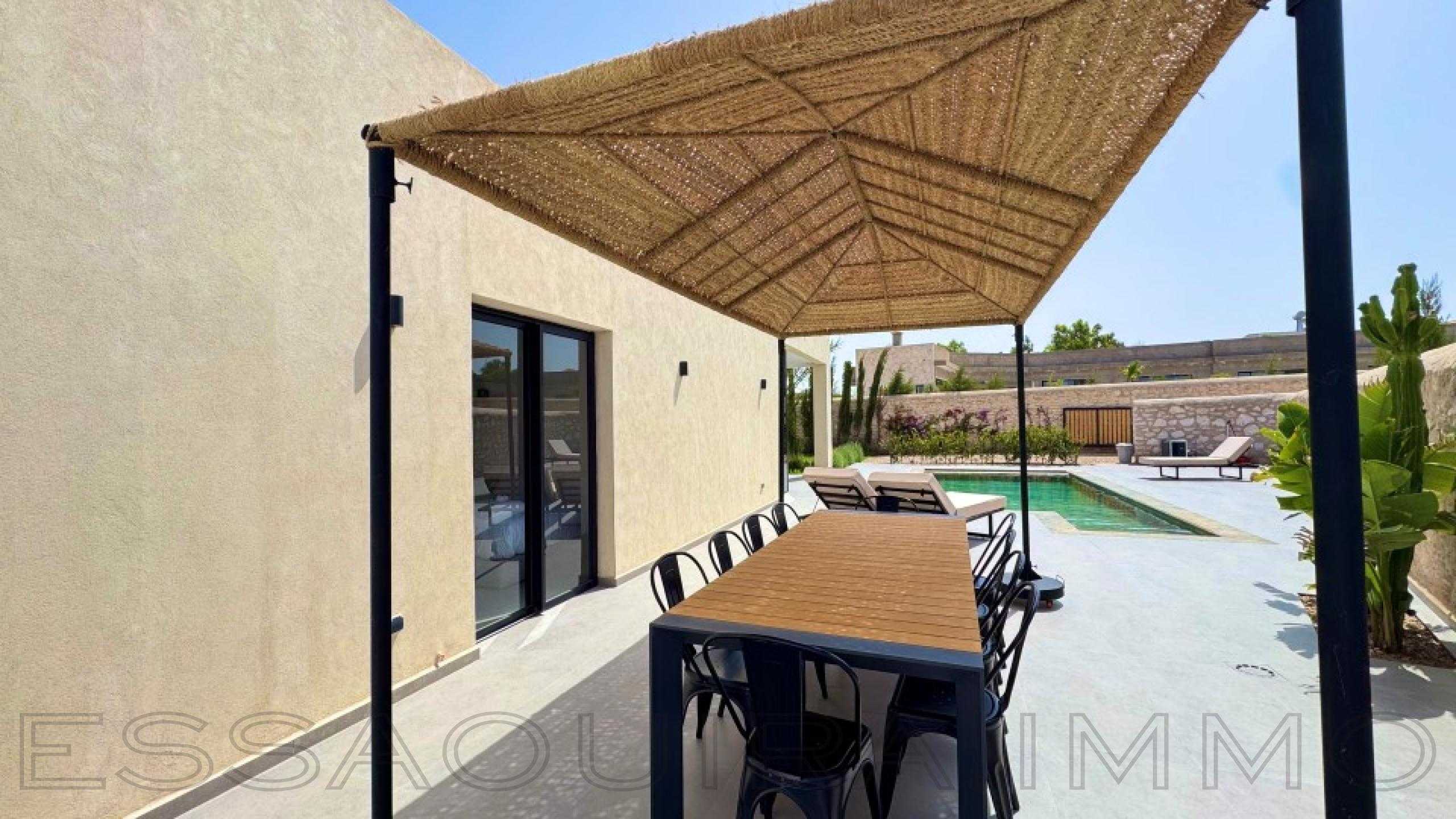 villa à 380 000€