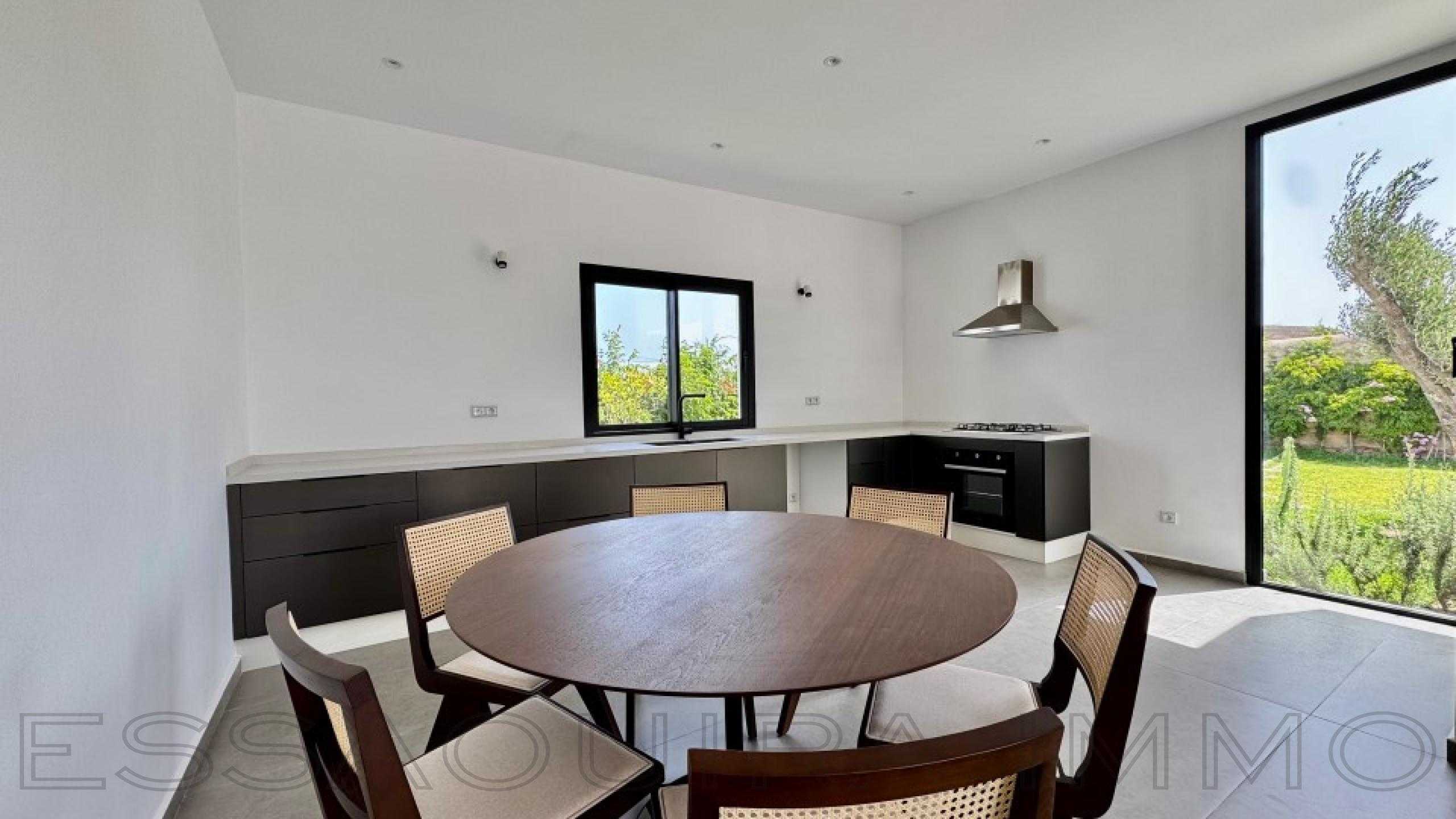 villa à 380 000€