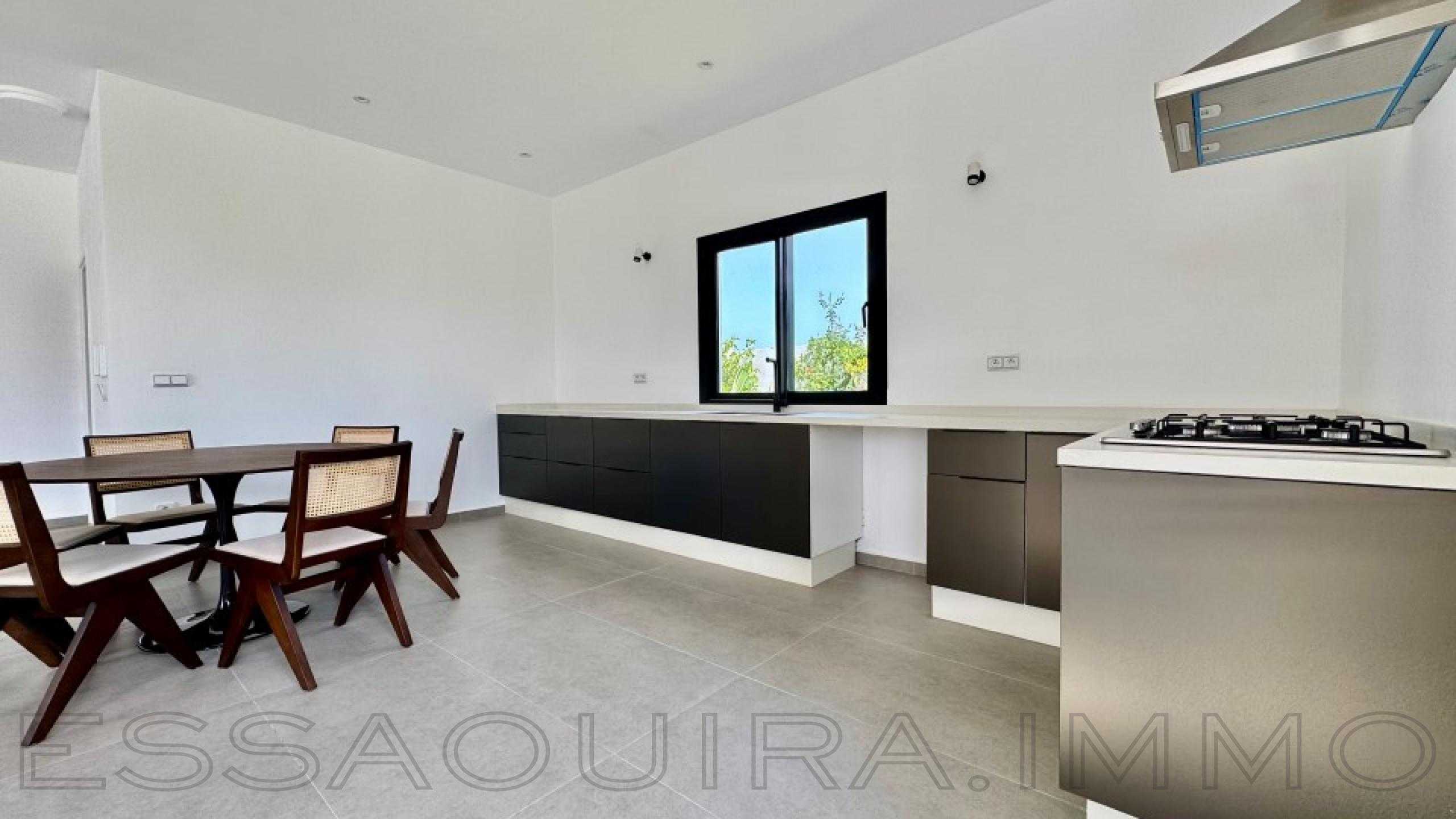 villa avec 3 chambres et 3 salles de bain