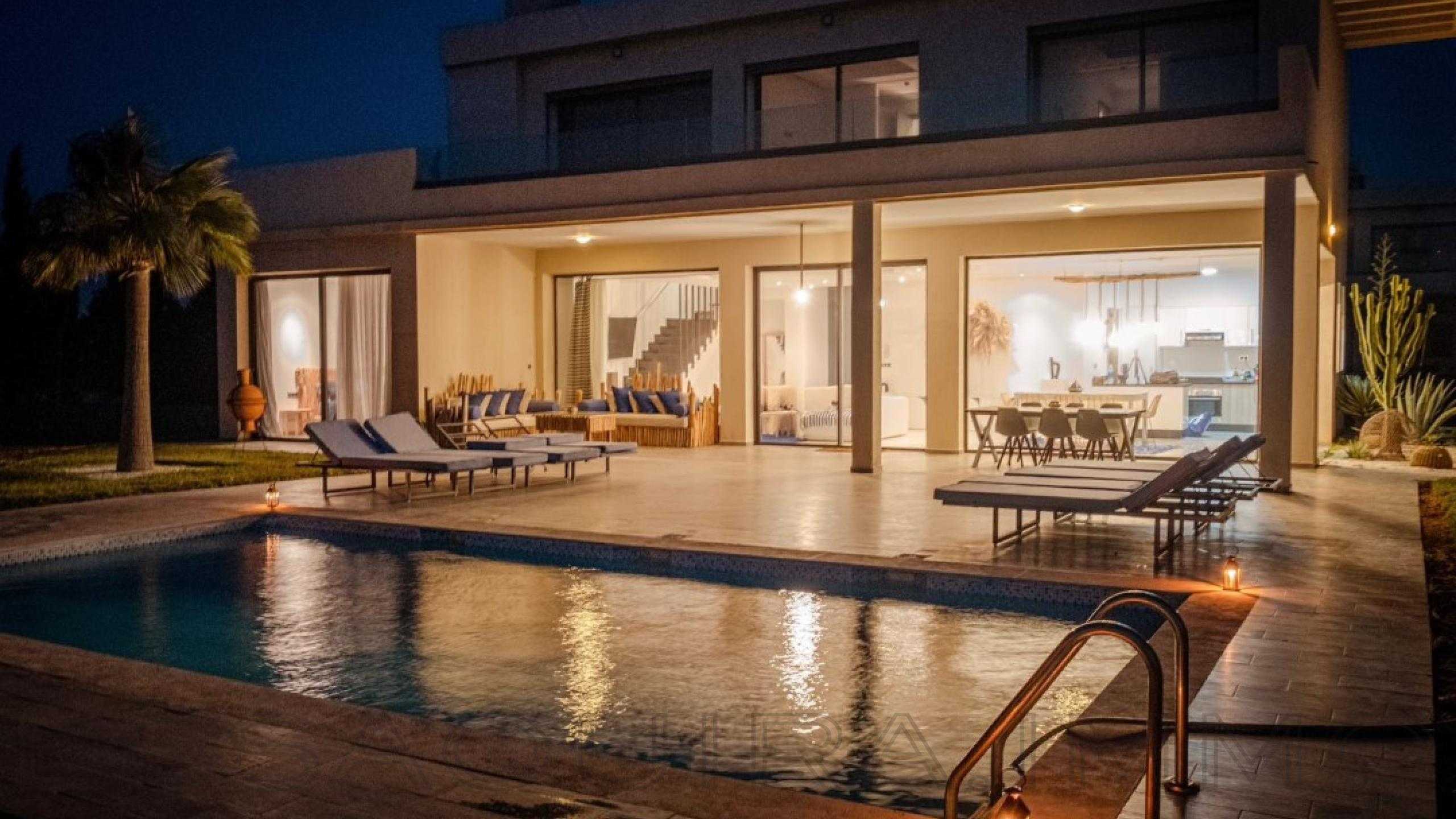 villa de 200 m² sur un terrain de 1,500 m²