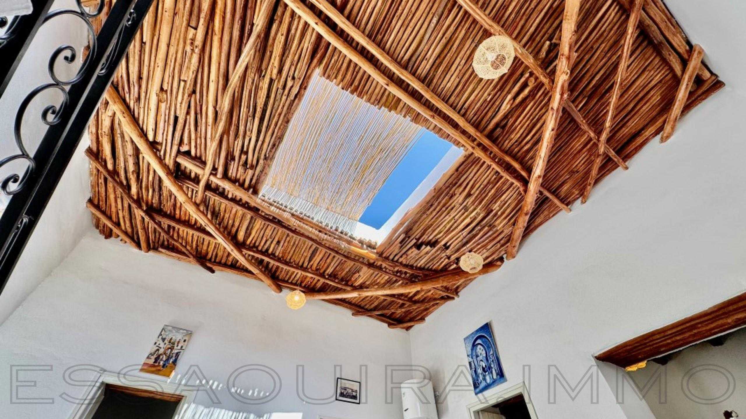 maison avec 3 chambres et 2 salles de bain