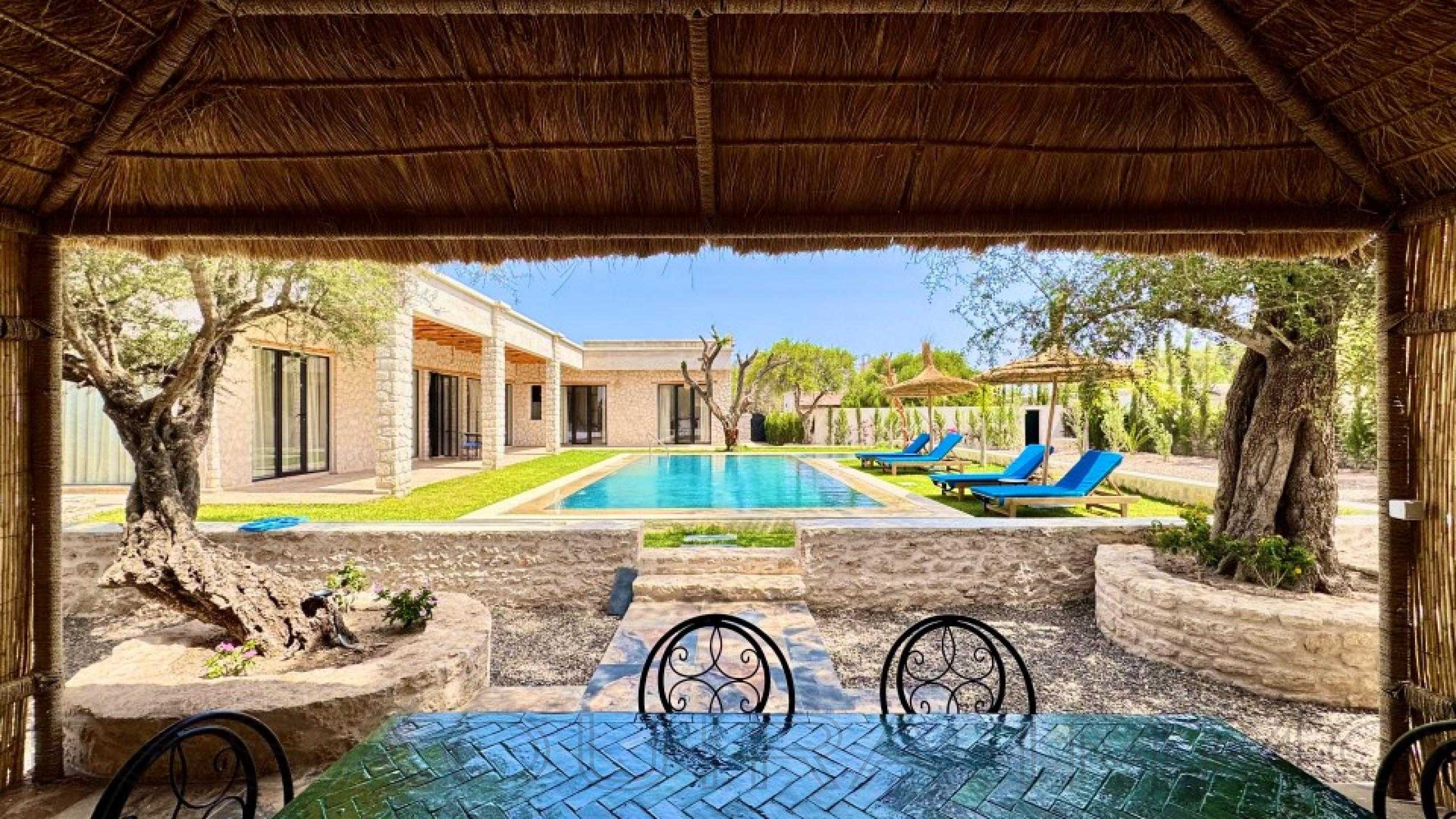 villa de 185 m² sur un terrain de 2,500 m²