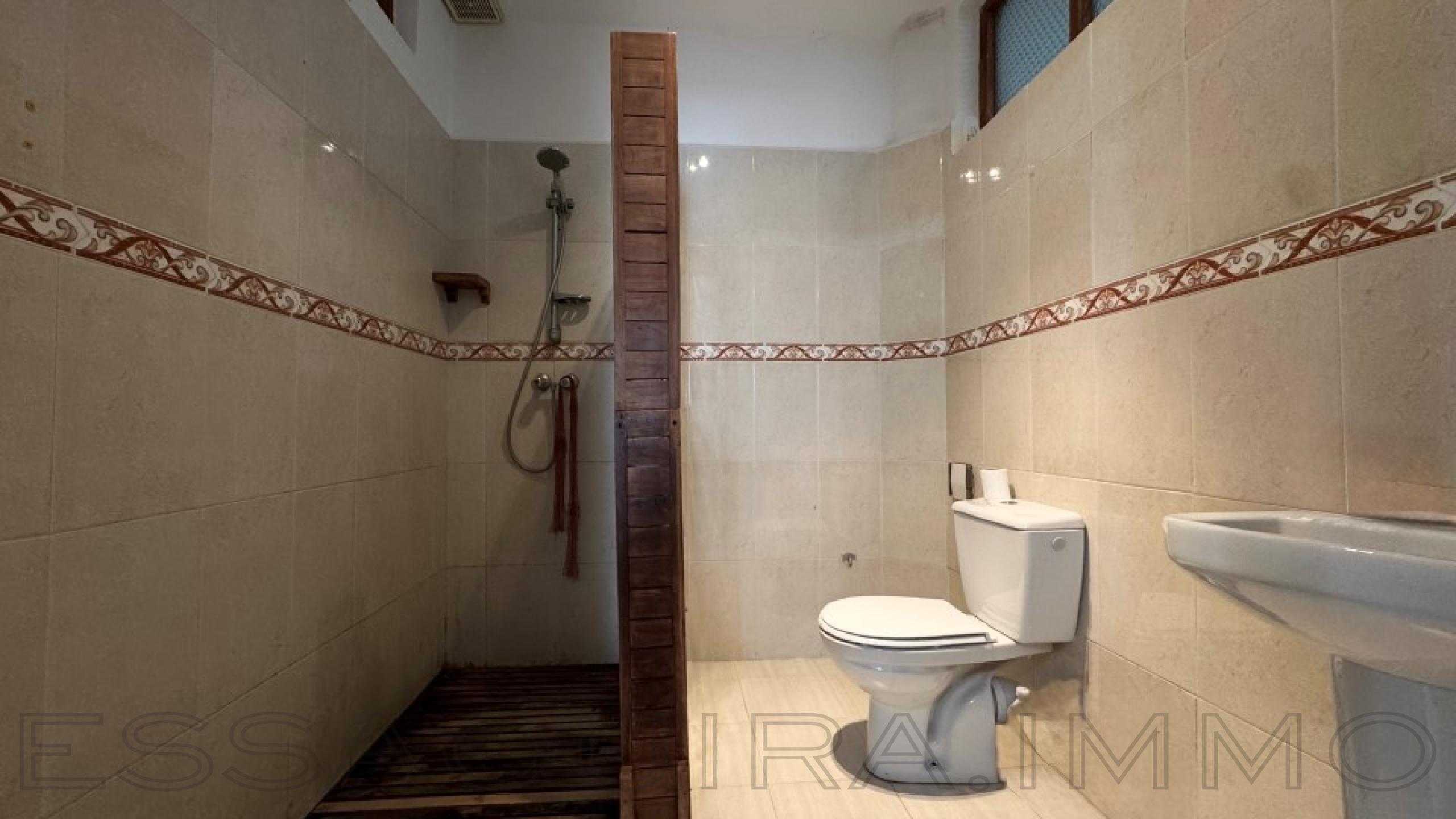 appartement avec réfrigérateur