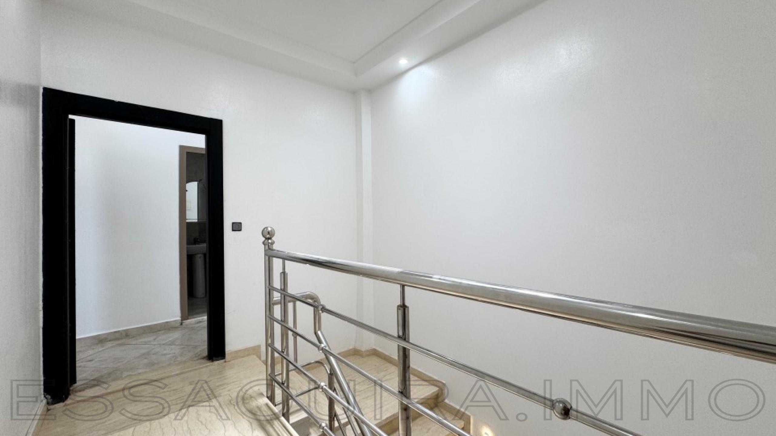 appartement de 90 m² sur un terrain de 0 m²