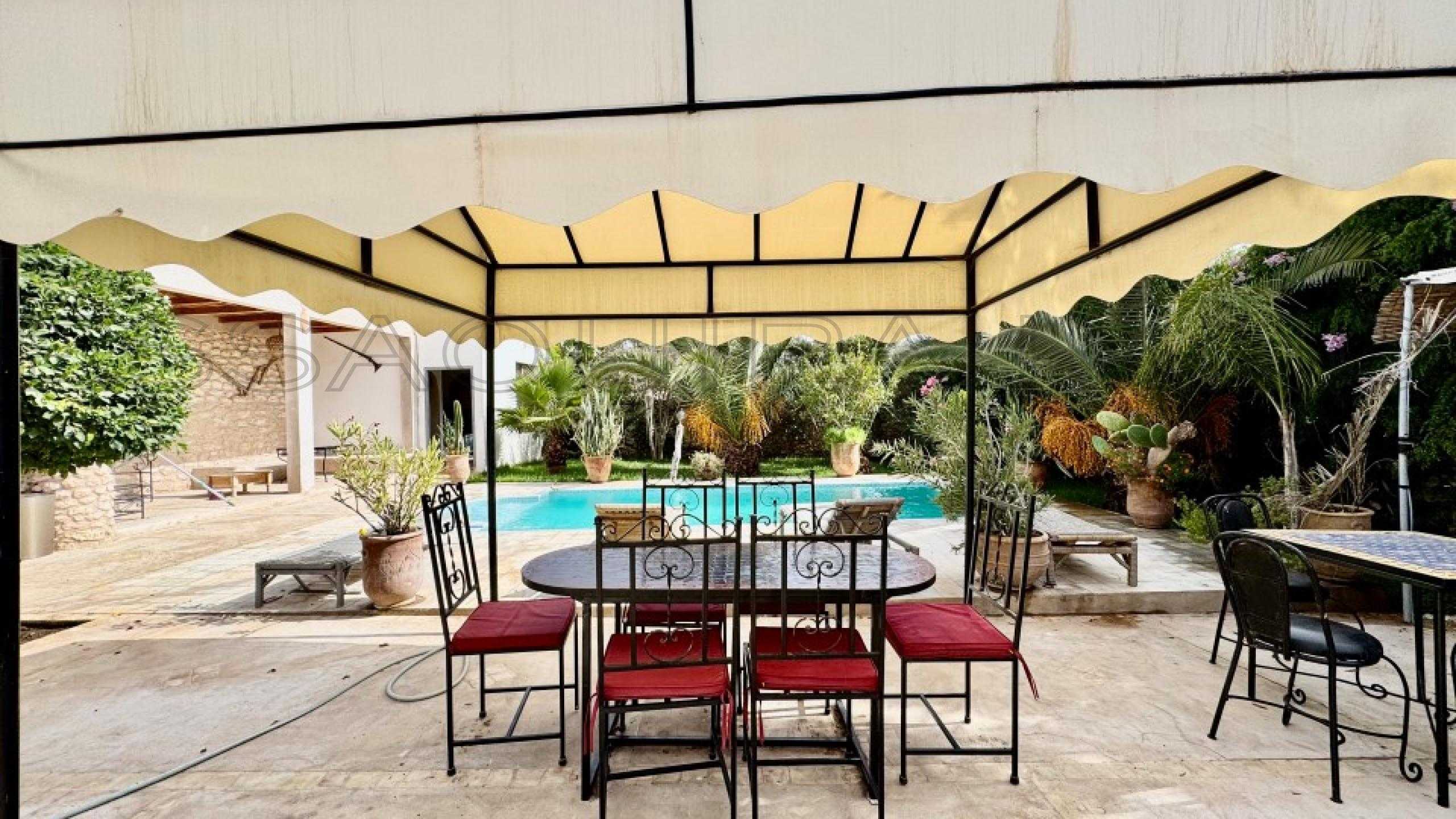 villa avec piscine