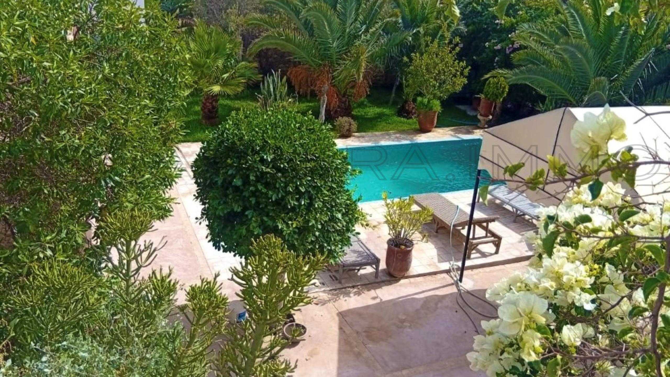 villa avec 4 chambres et 3 salles de bain