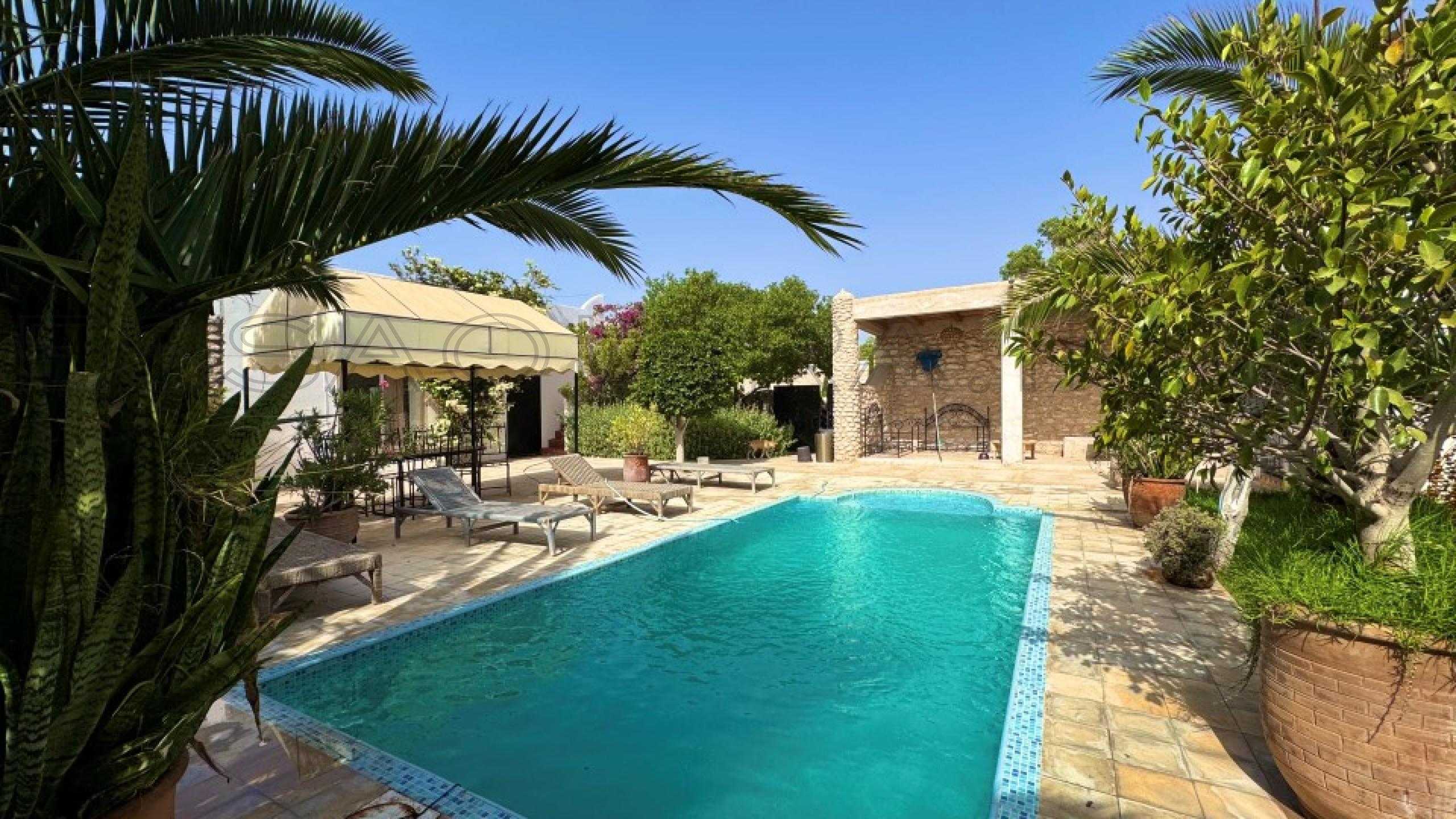 villa référence 2414