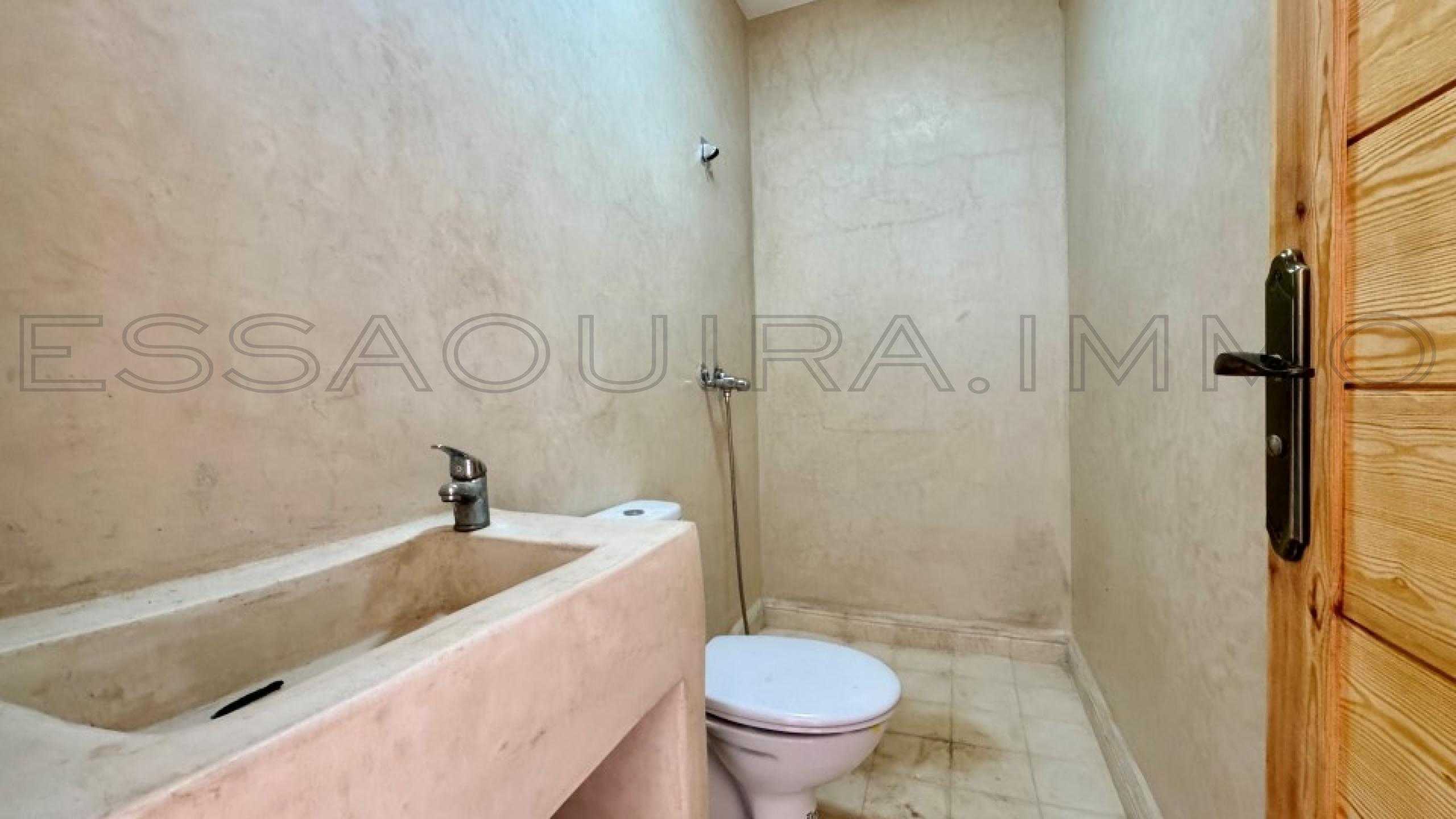 villa avec 3 chambres et 3 salles de bain